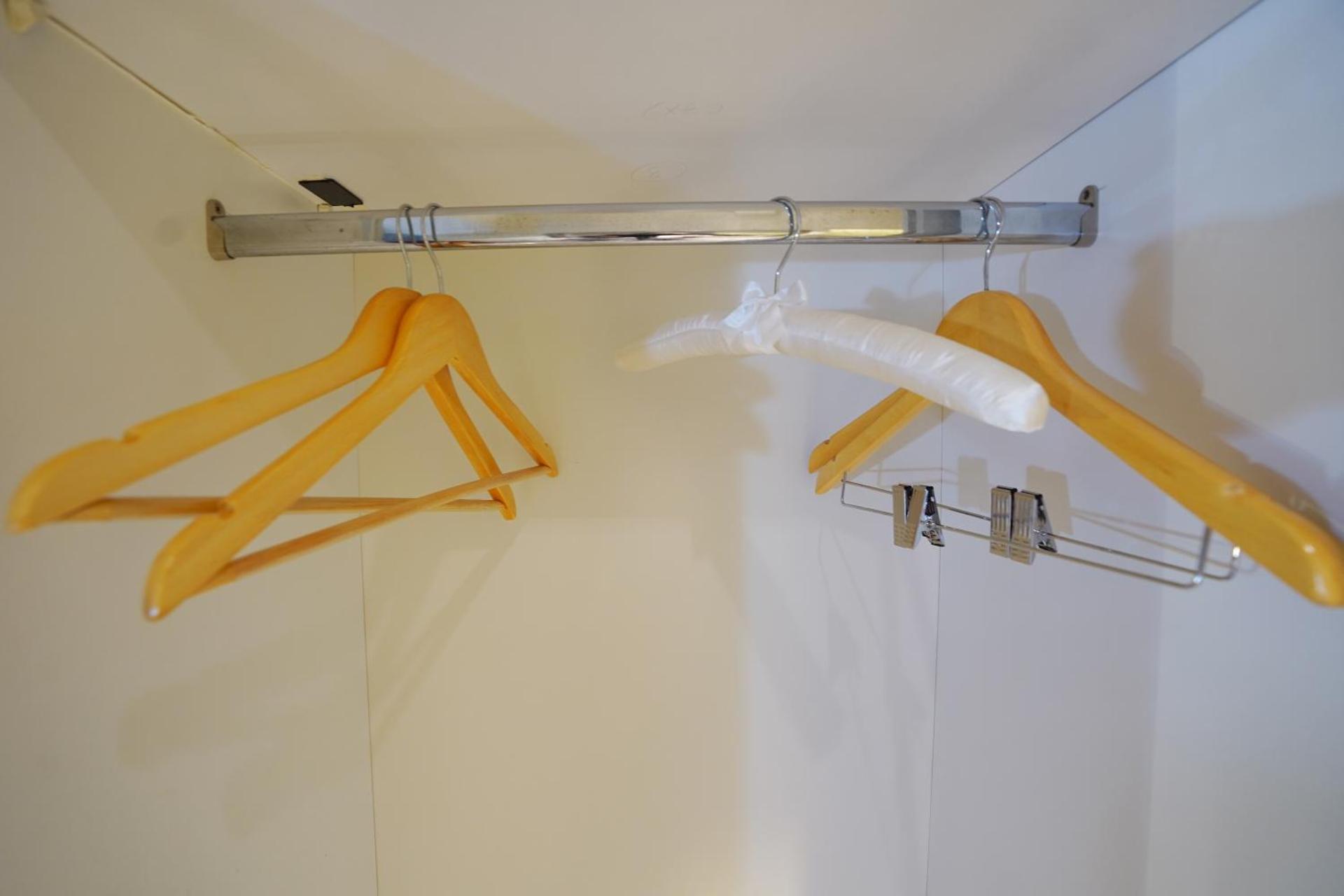 Cube Hotel Dubai - Photo 16