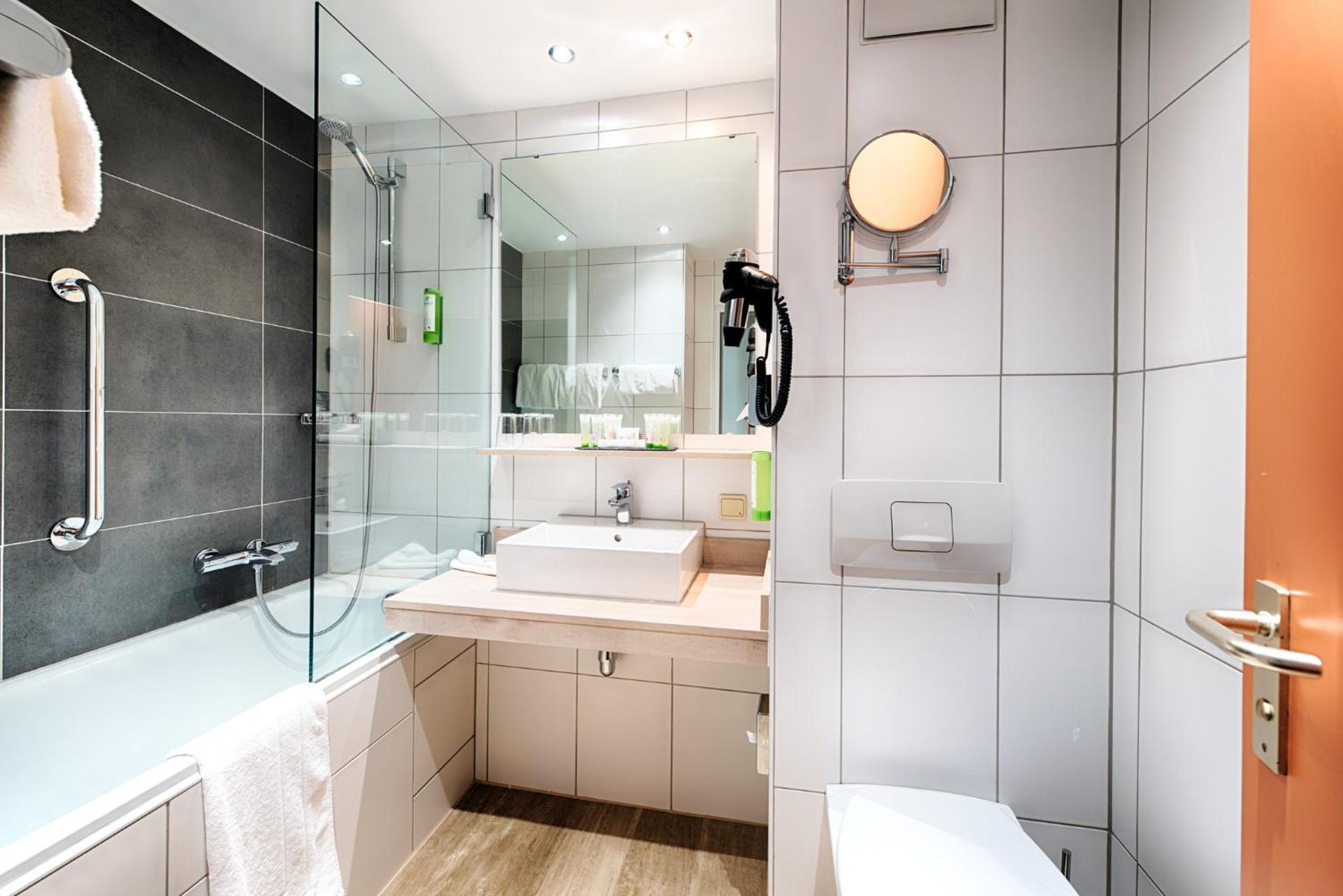 Holiday Inn Munich - South by IHG - Photo 17