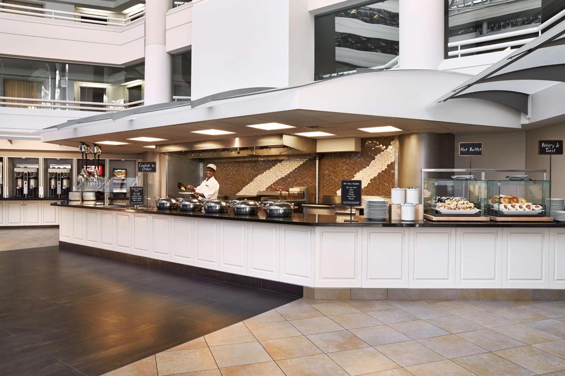 Embassy Suites by Hilton Washington DC Chevy Chase Pavilion - Photo 29