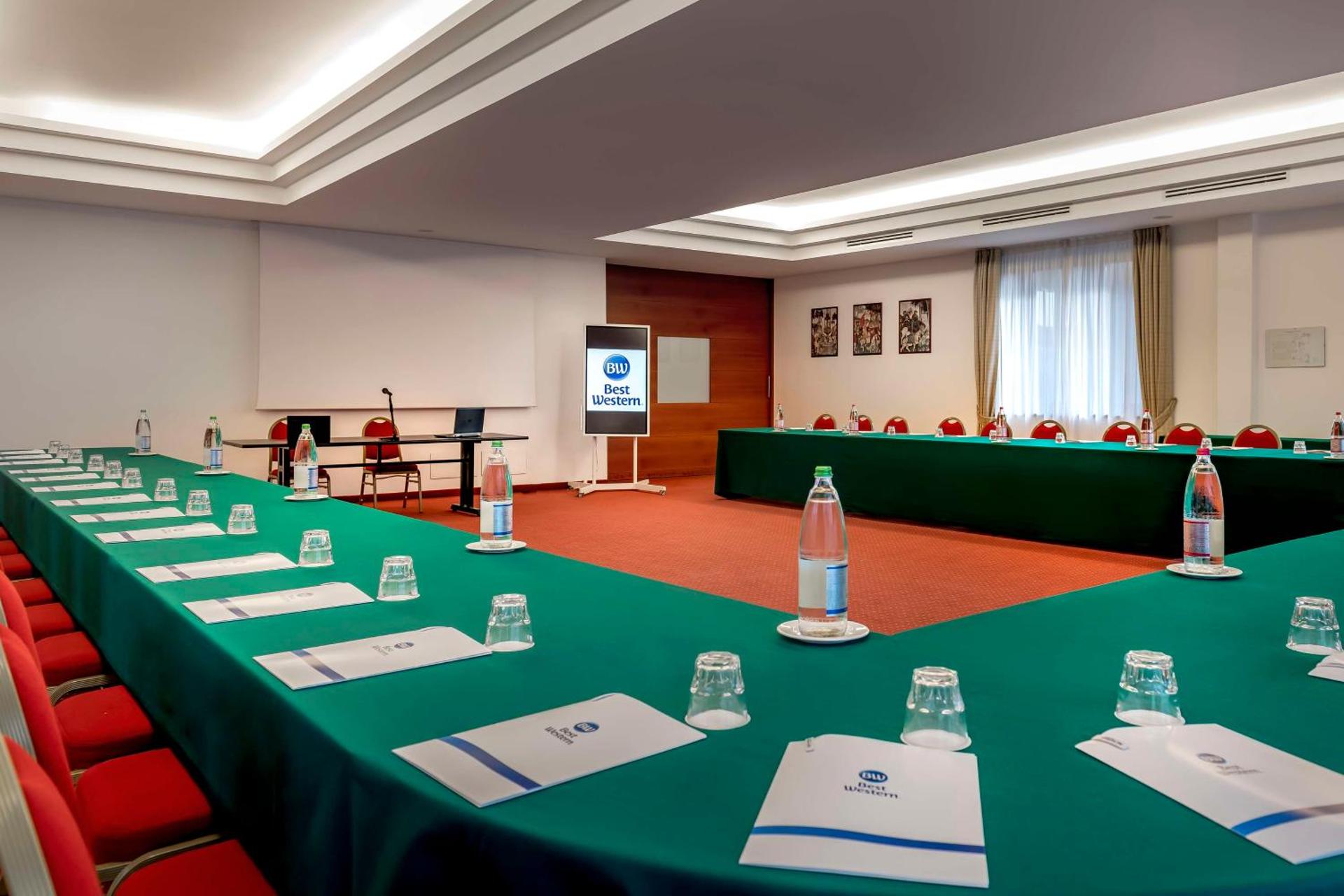 Best Western Cavalieri Della Corona - Photo 87
