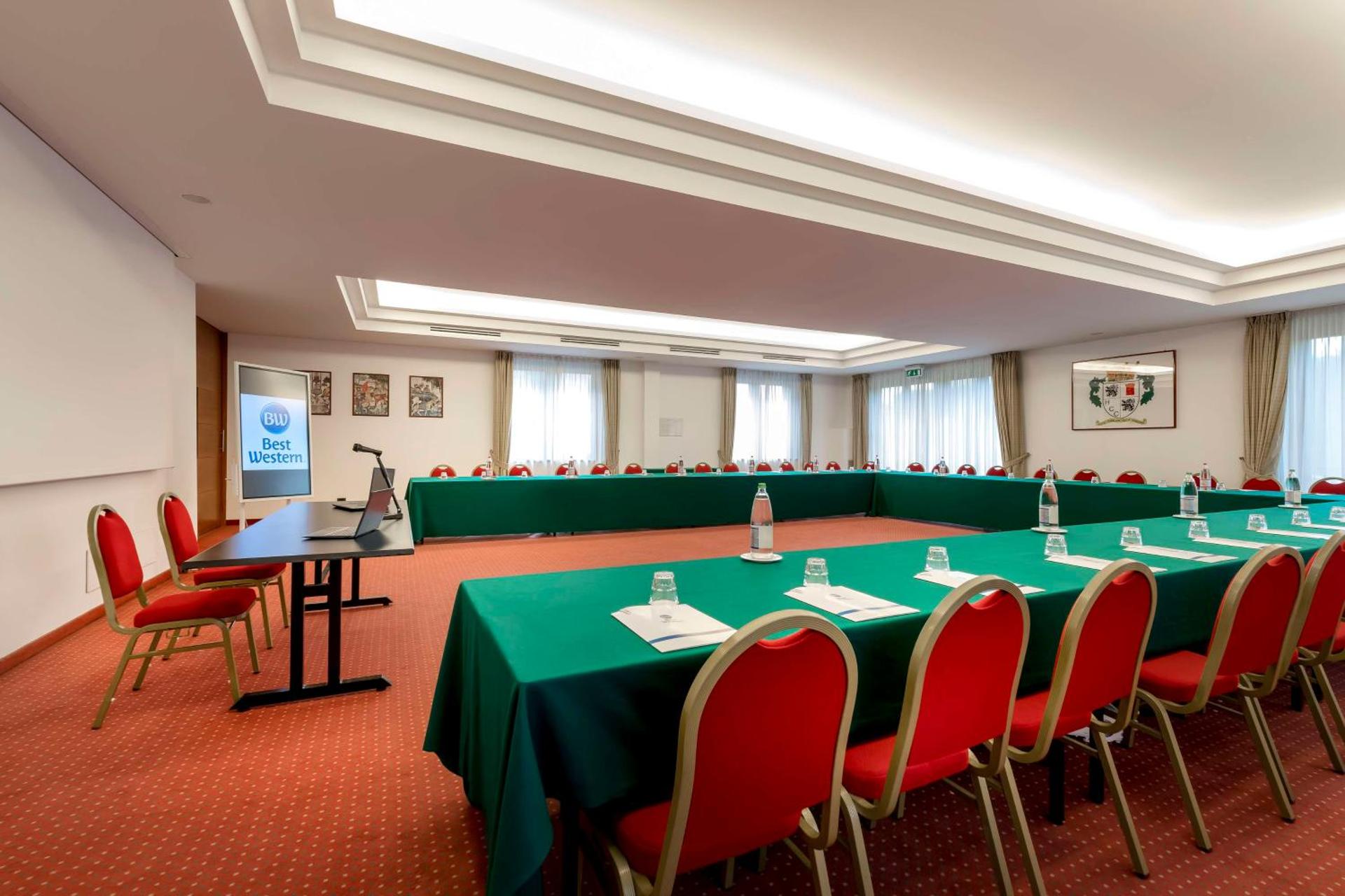 Best Western Cavalieri Della Corona - Photo 88