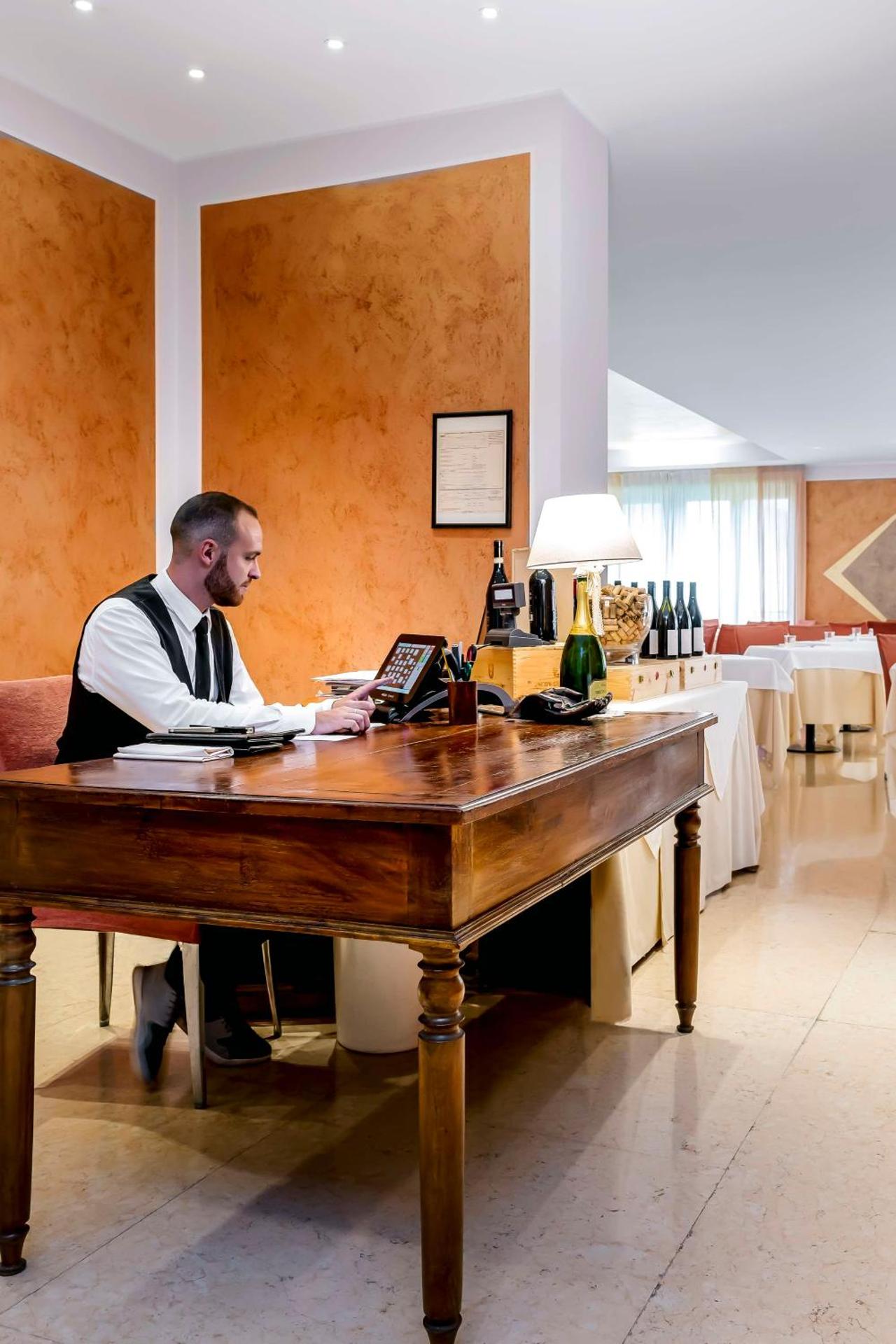 Best Western Cavalieri Della Corona - Photo 73