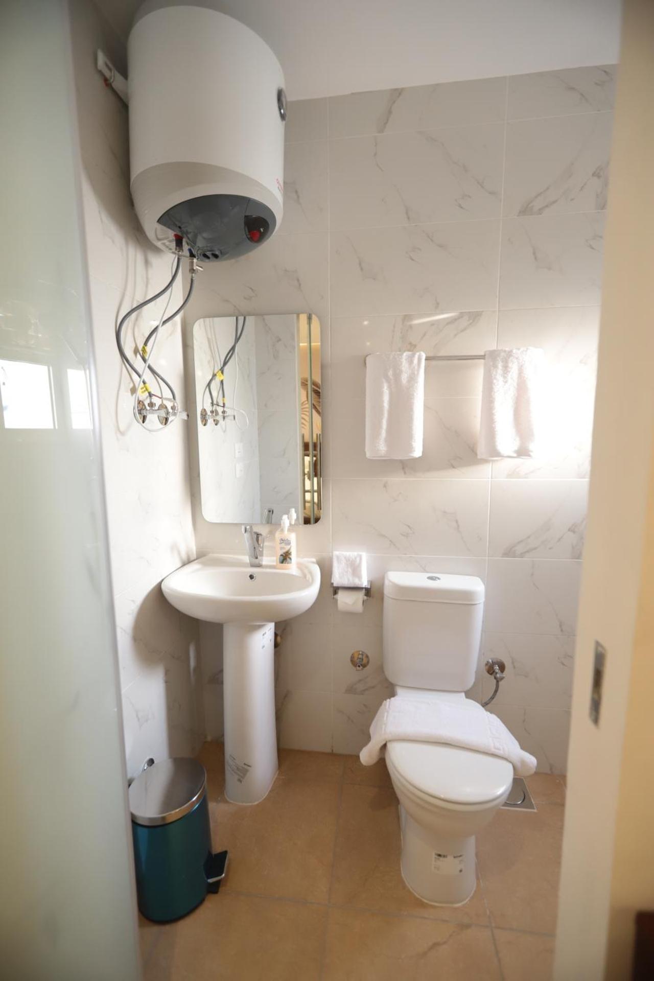 King Khafren View INN - Photo 59