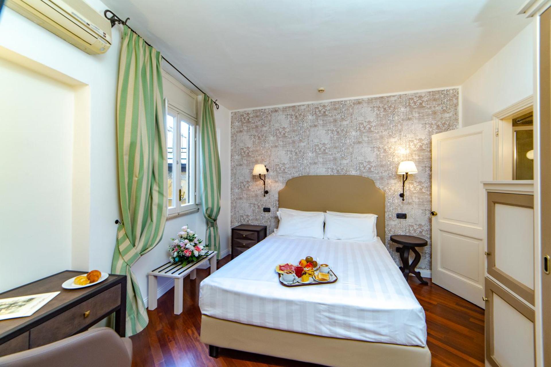 Hotel Fortuna - Photo 30