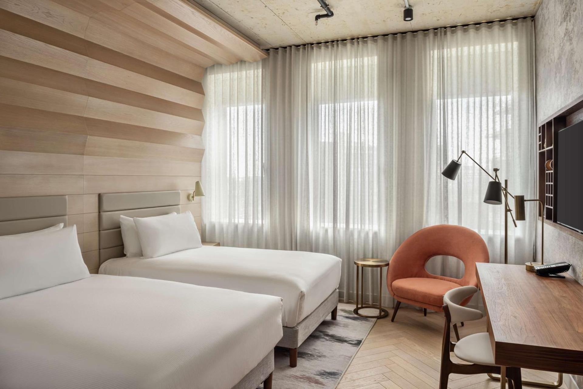 Canopy by Hilton London City - Photo 17