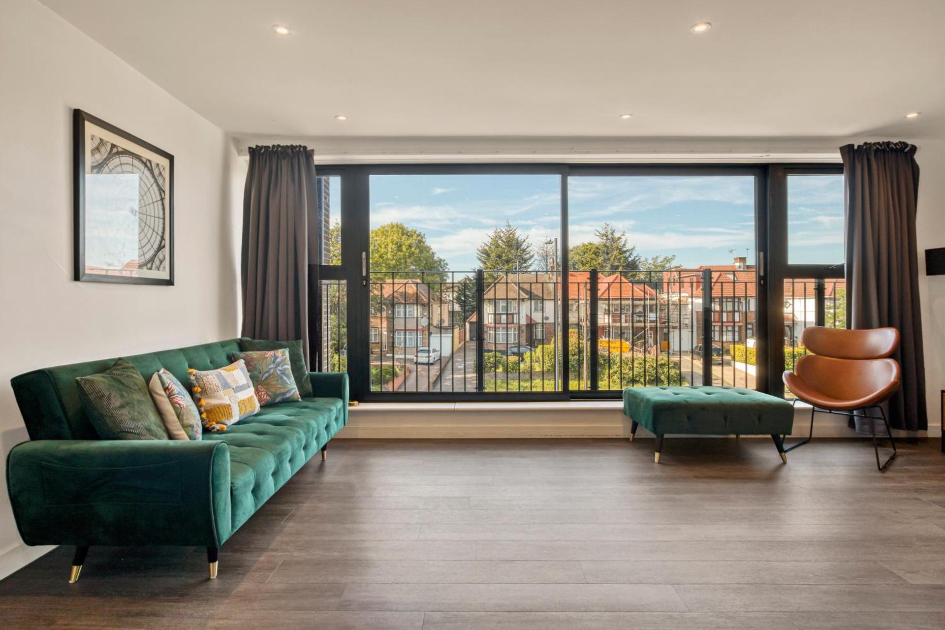 Modern Penthouse in Wembley - Photo 31