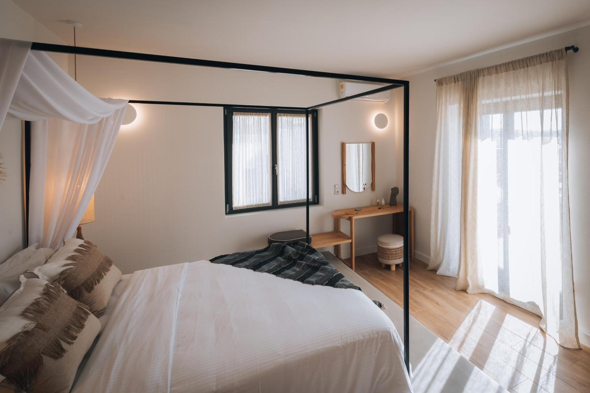 Kosmitis Suites & Villas - Photo 196