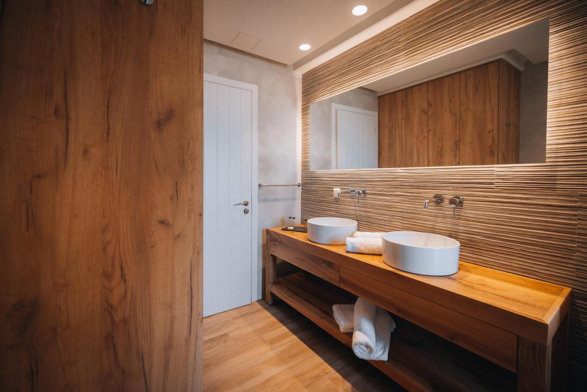 Kosmitis Suites & Villas - Photo 190