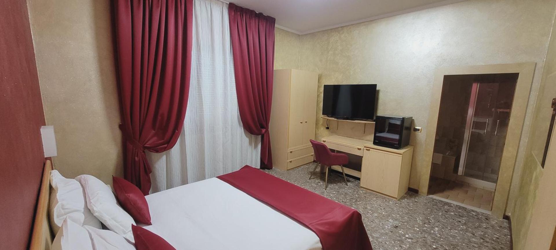 HOTEL PARADISO - Photo 27