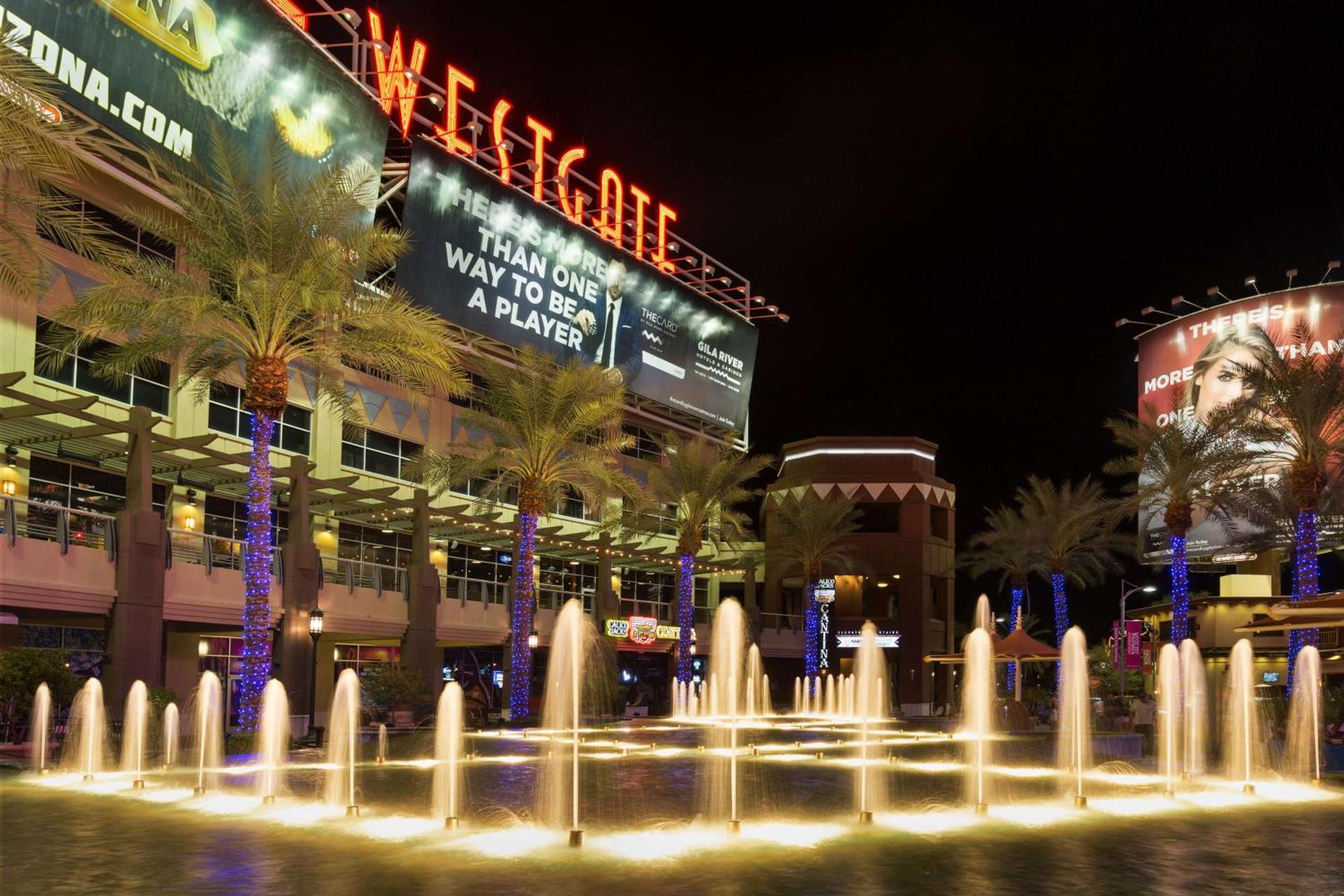 Hampton Inn & Suites Phoenix Glendale-Westgate - Photo 19