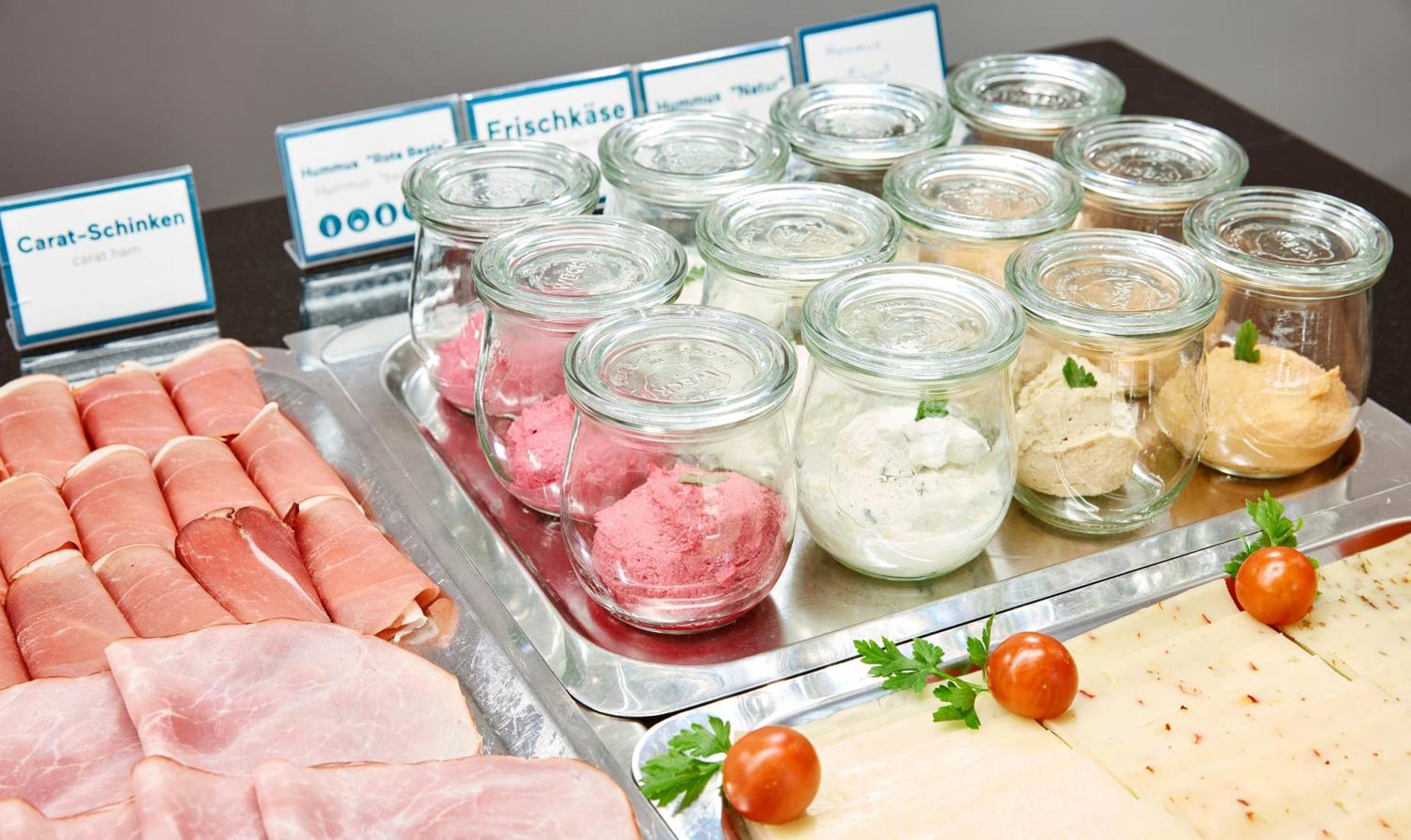 Living Hotel am Olympiapark - Photo 2