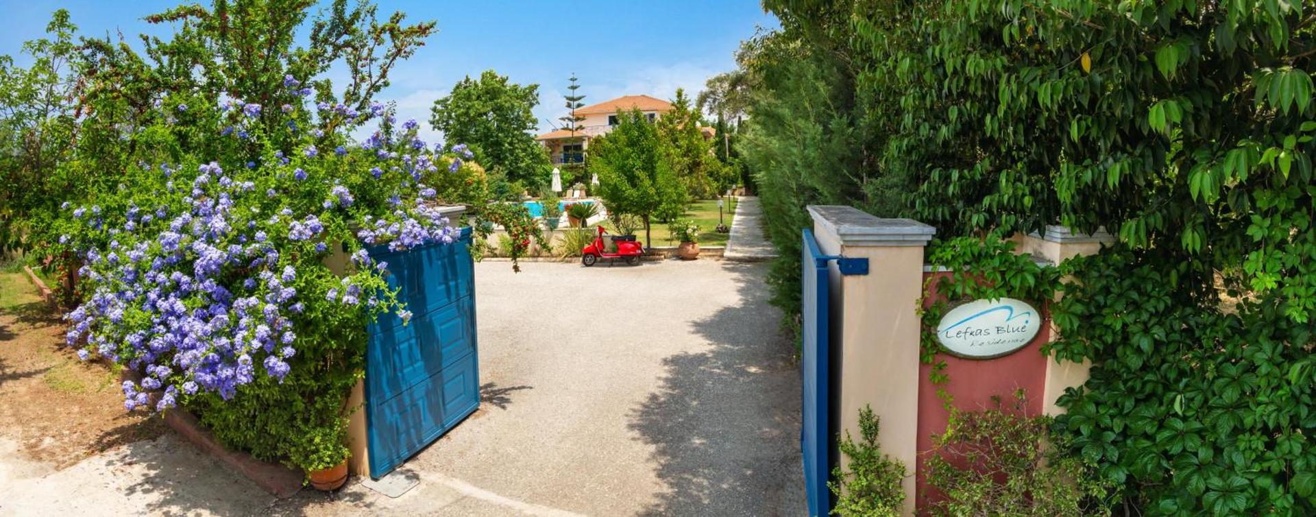 Lefkas Blue Residence - Photo 33