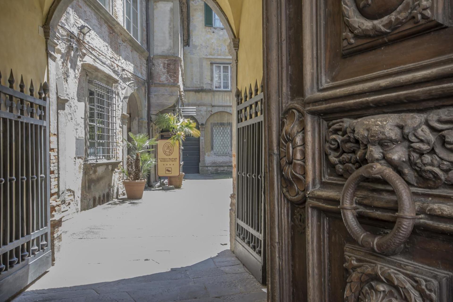 A Palazzo Busdraghi Residenza D'Epoca - Photo 6