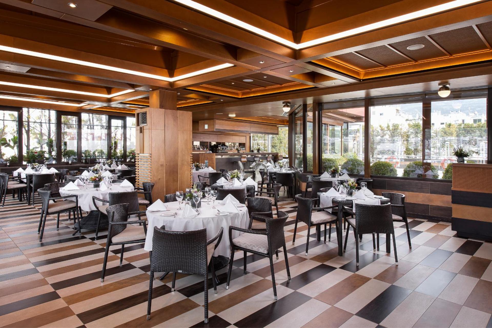 Crowne Plaza Athens City Centre by IHG - Photo 159