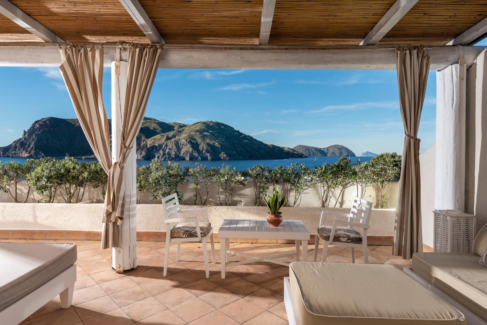 Therasia Resort Sea and SPA - The Leading Hotels of the World - Photo 49