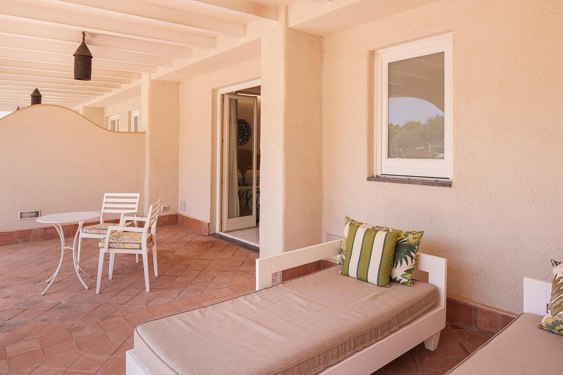 Therasia Resort Sea and SPA - The Leading Hotels of the World - Photo 76