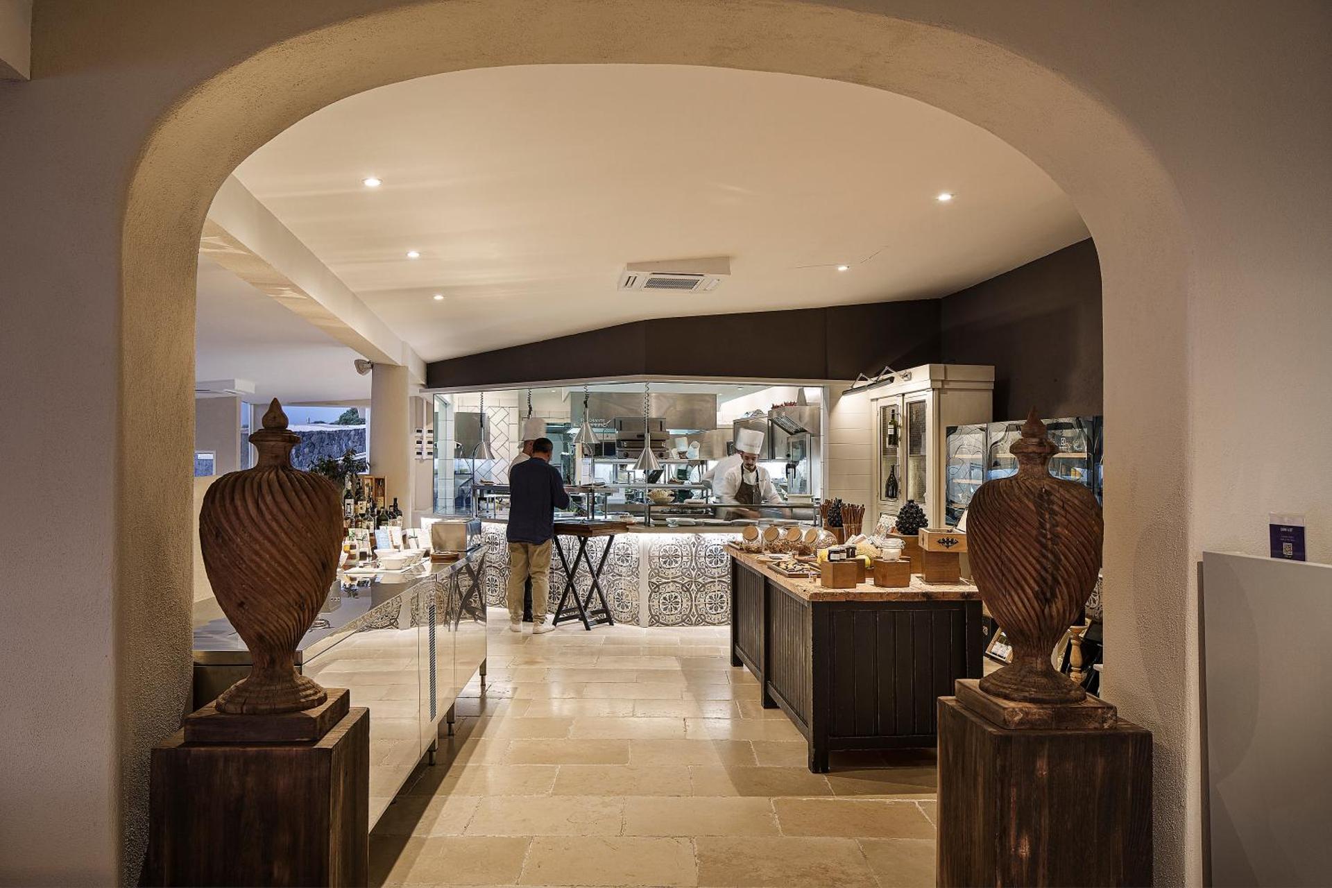 Therasia Resort Sea and SPA - The Leading Hotels of the World - Photo 163