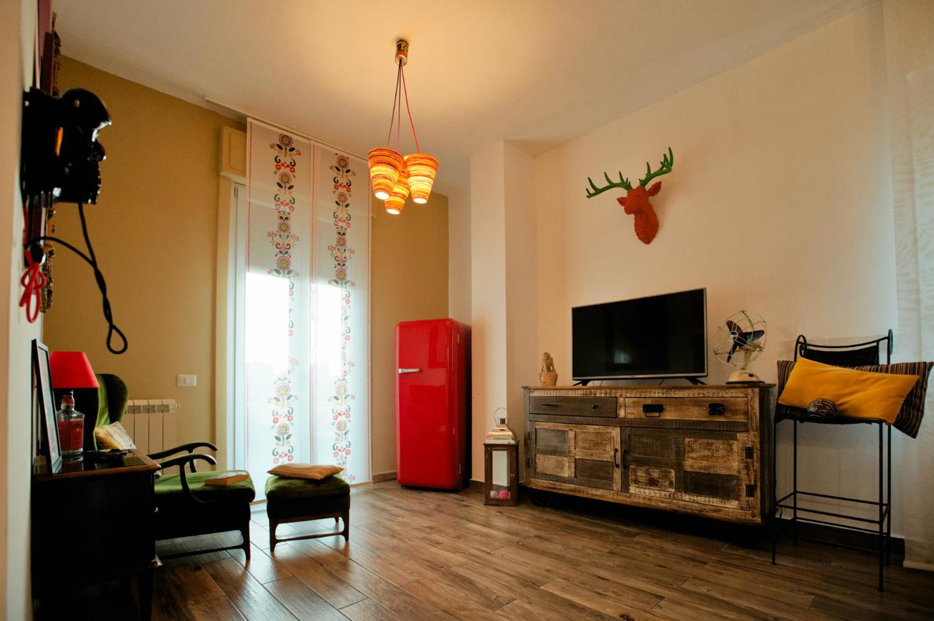 Ross House - Photo 4