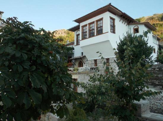 Hotel Gjirokastra - Photo 108