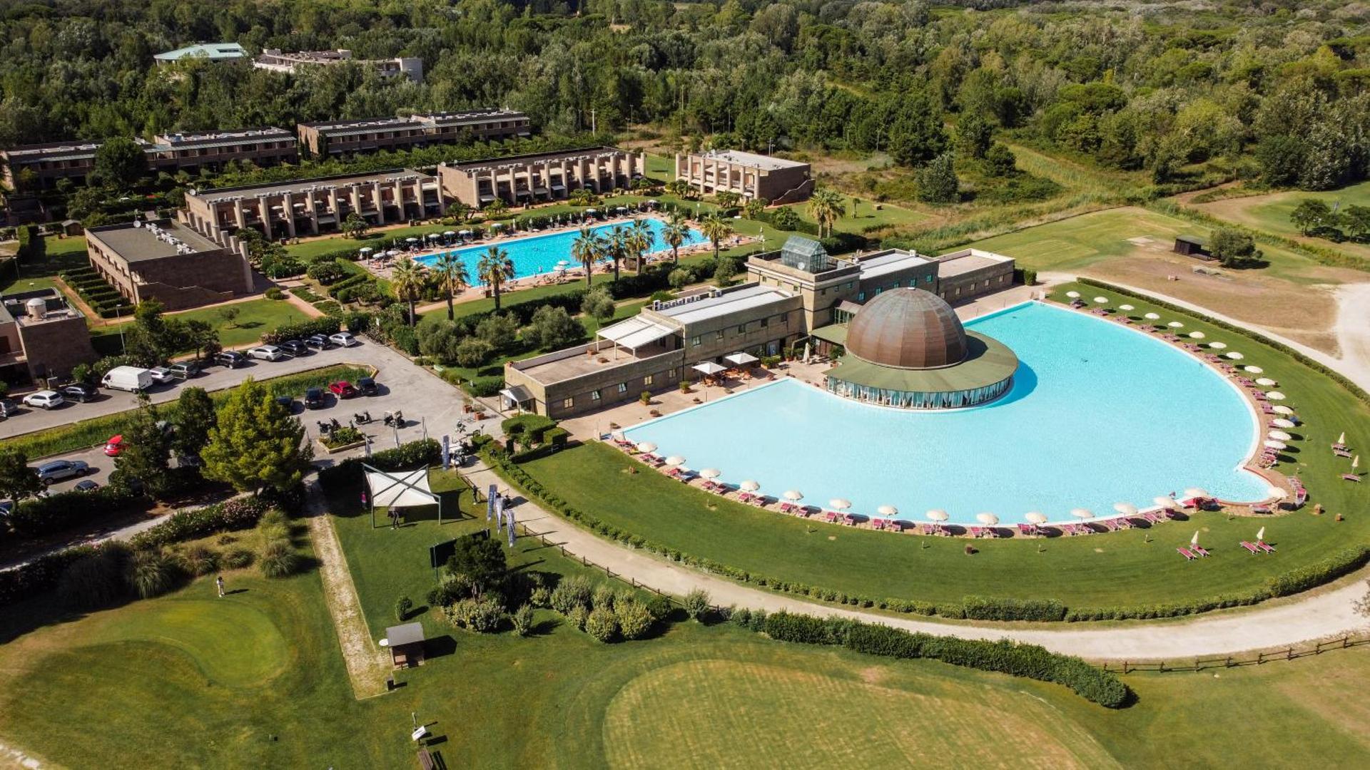Cosmopolitan Golf & Beach Resort - Photo 21