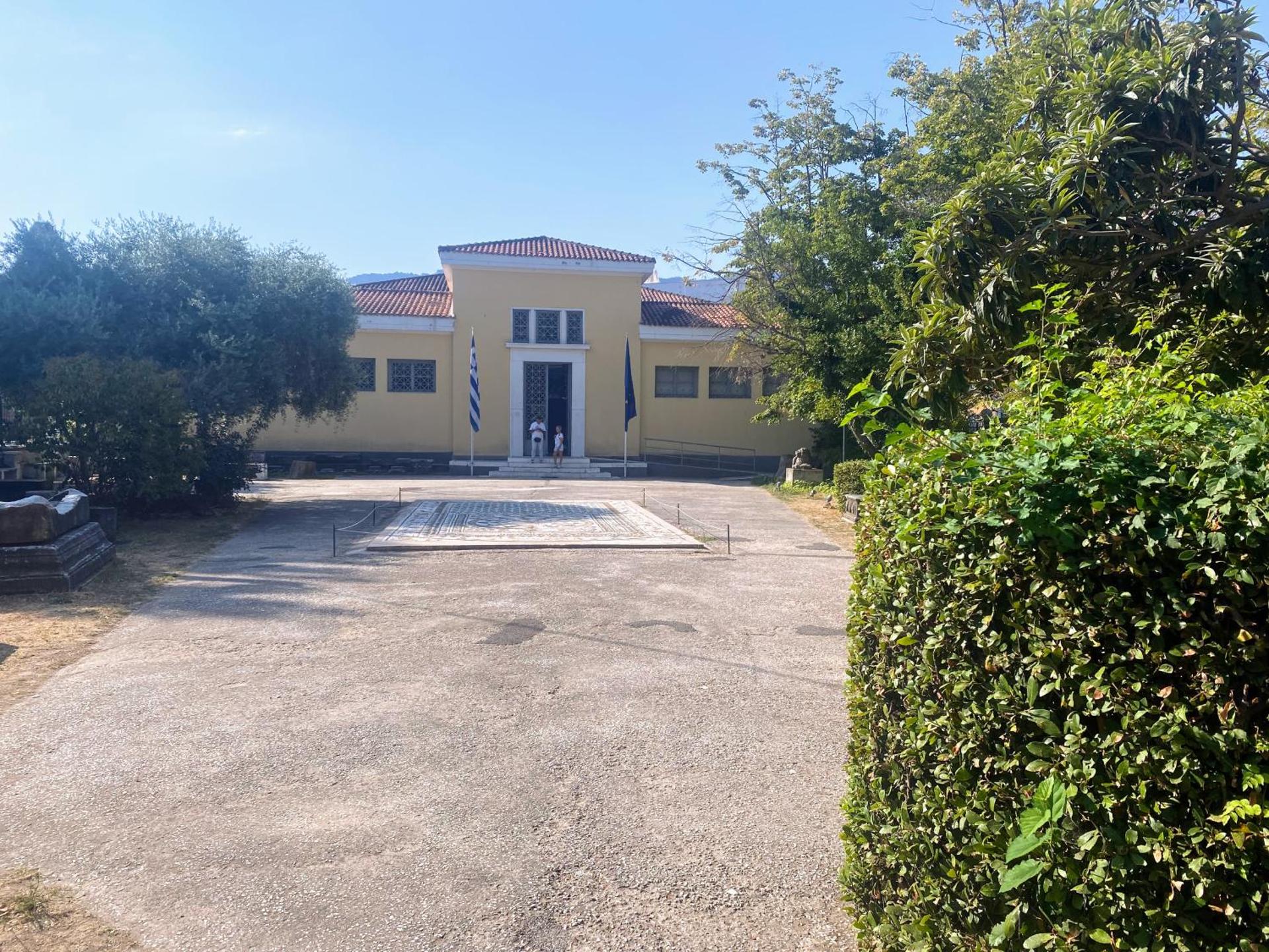 Captain's Beach Apartments - Photo 38