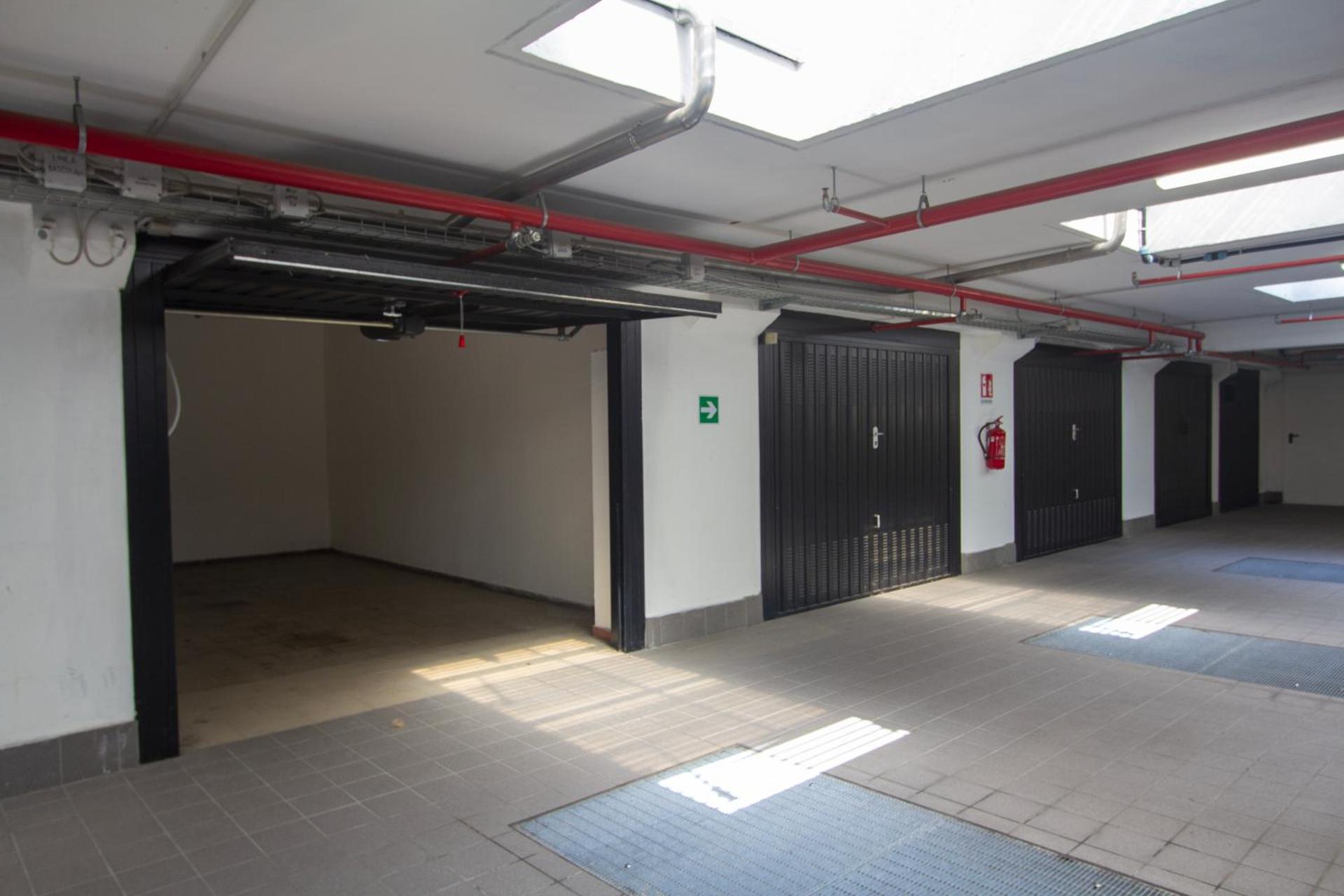 Hotel Flora - Photo 80