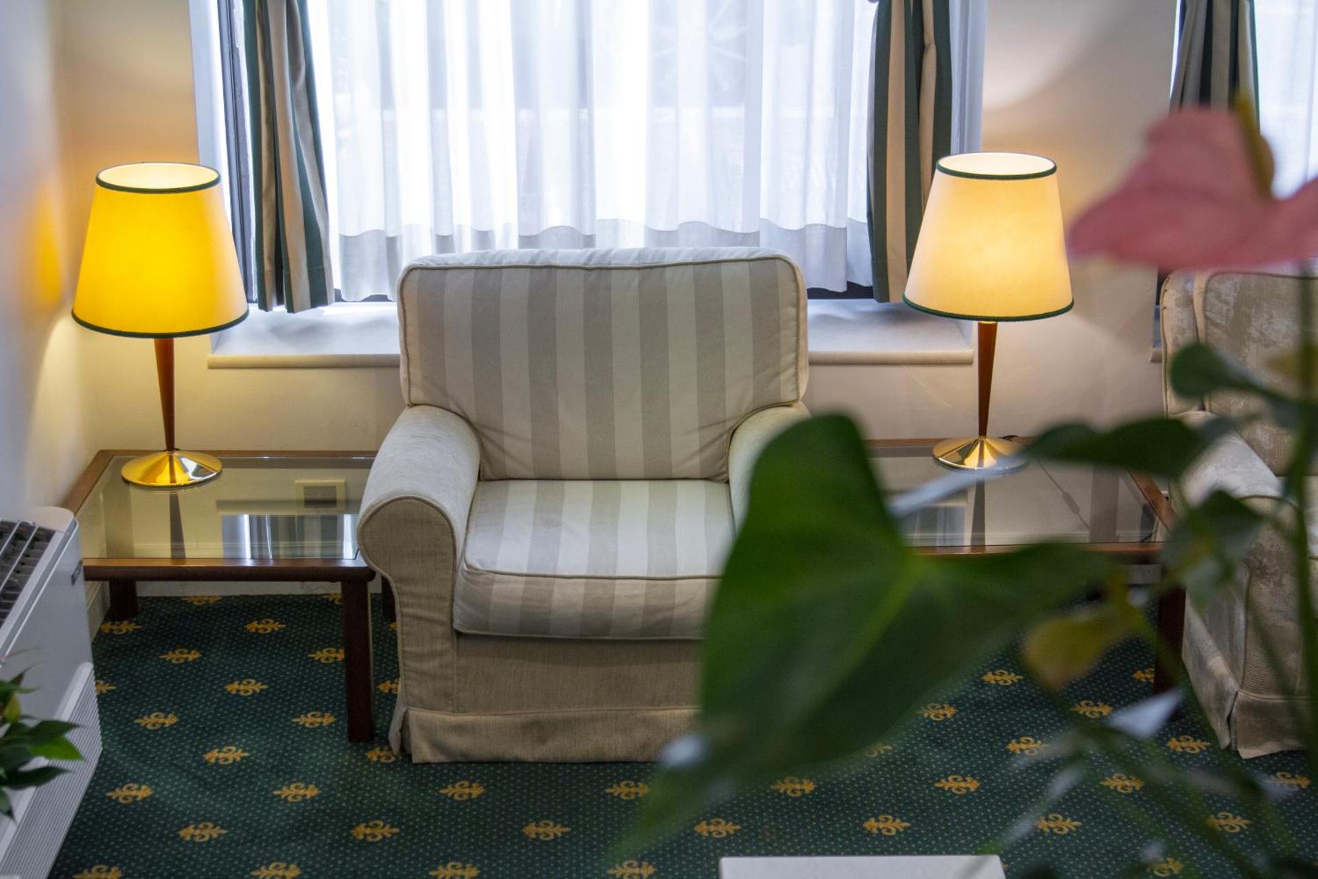 Hotel Flora - Photo 117