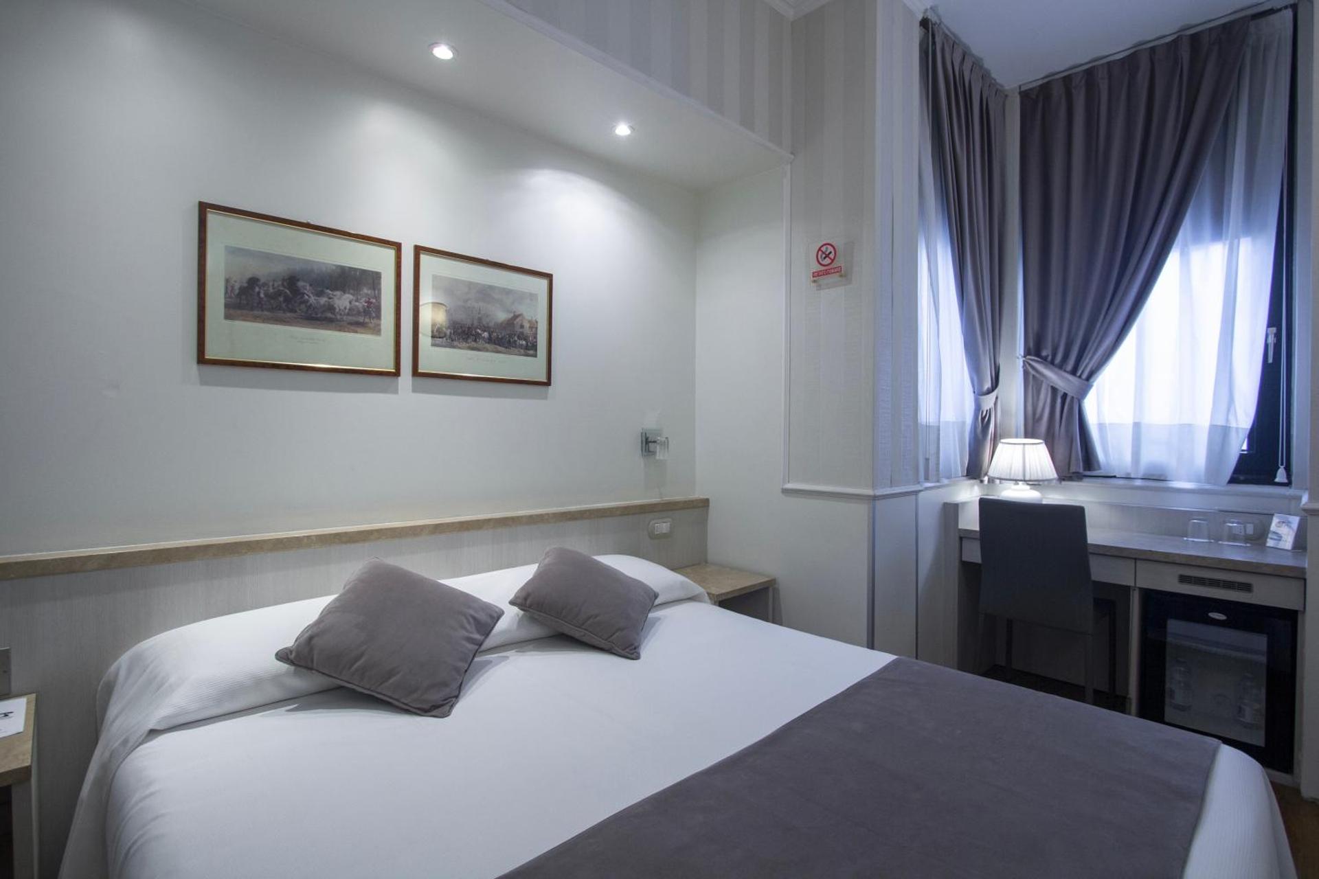 Hotel Flora - Photo 45