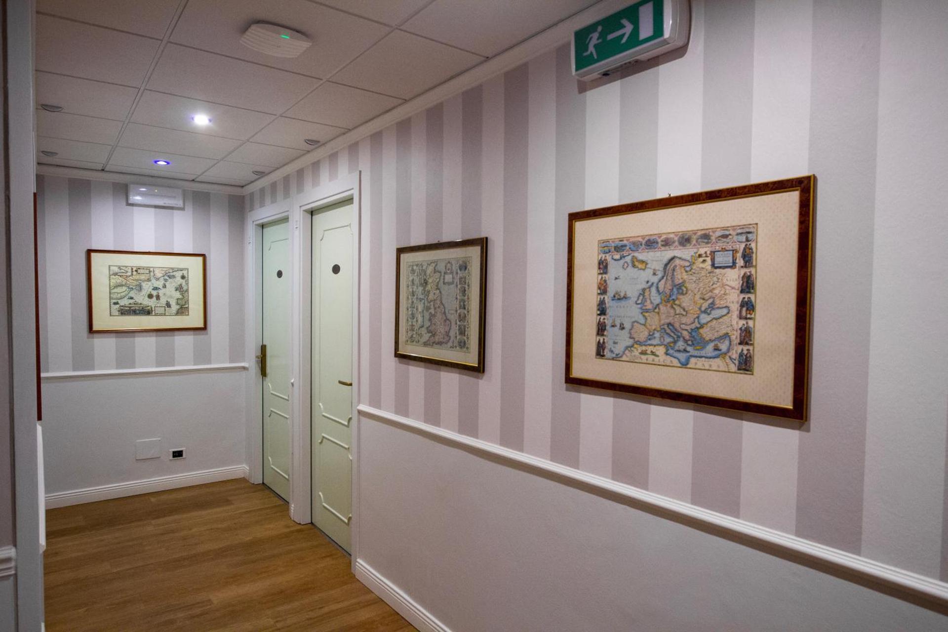 Hotel Flora - Photo 113