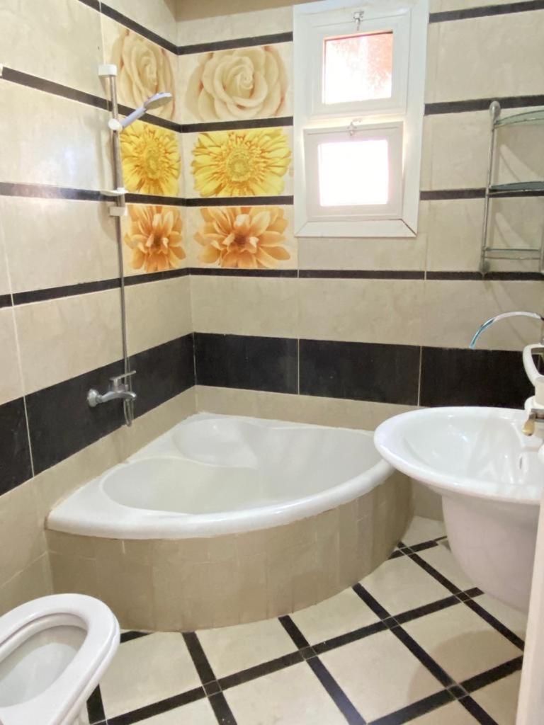 فيلا اول صف بحر مارينا الساحل الشمالي العلمين برايفت بول - Photo 5