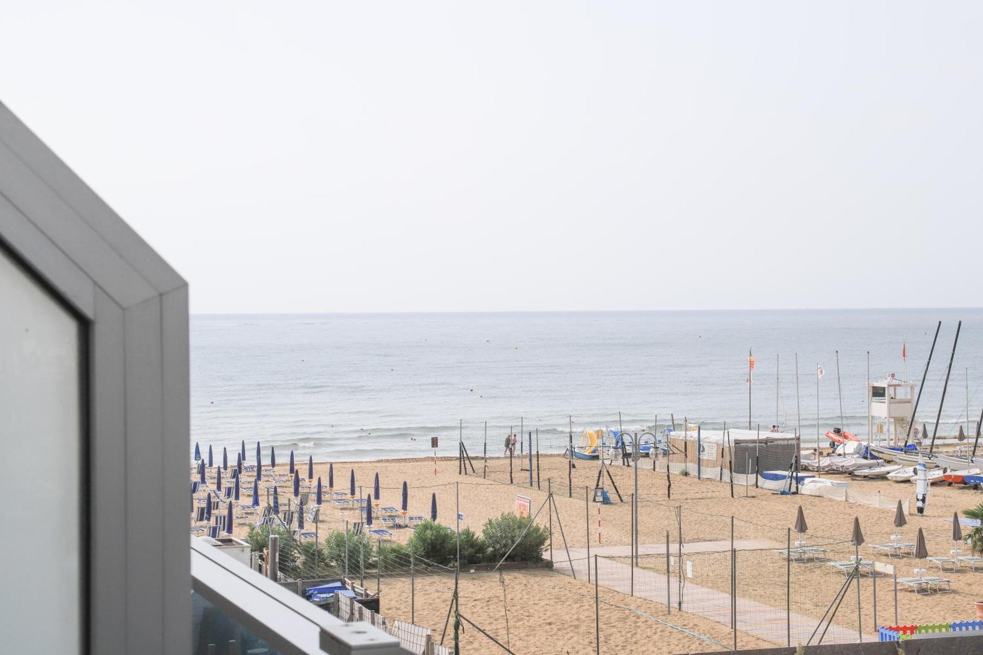 Hotel La Bussola - Photo 48