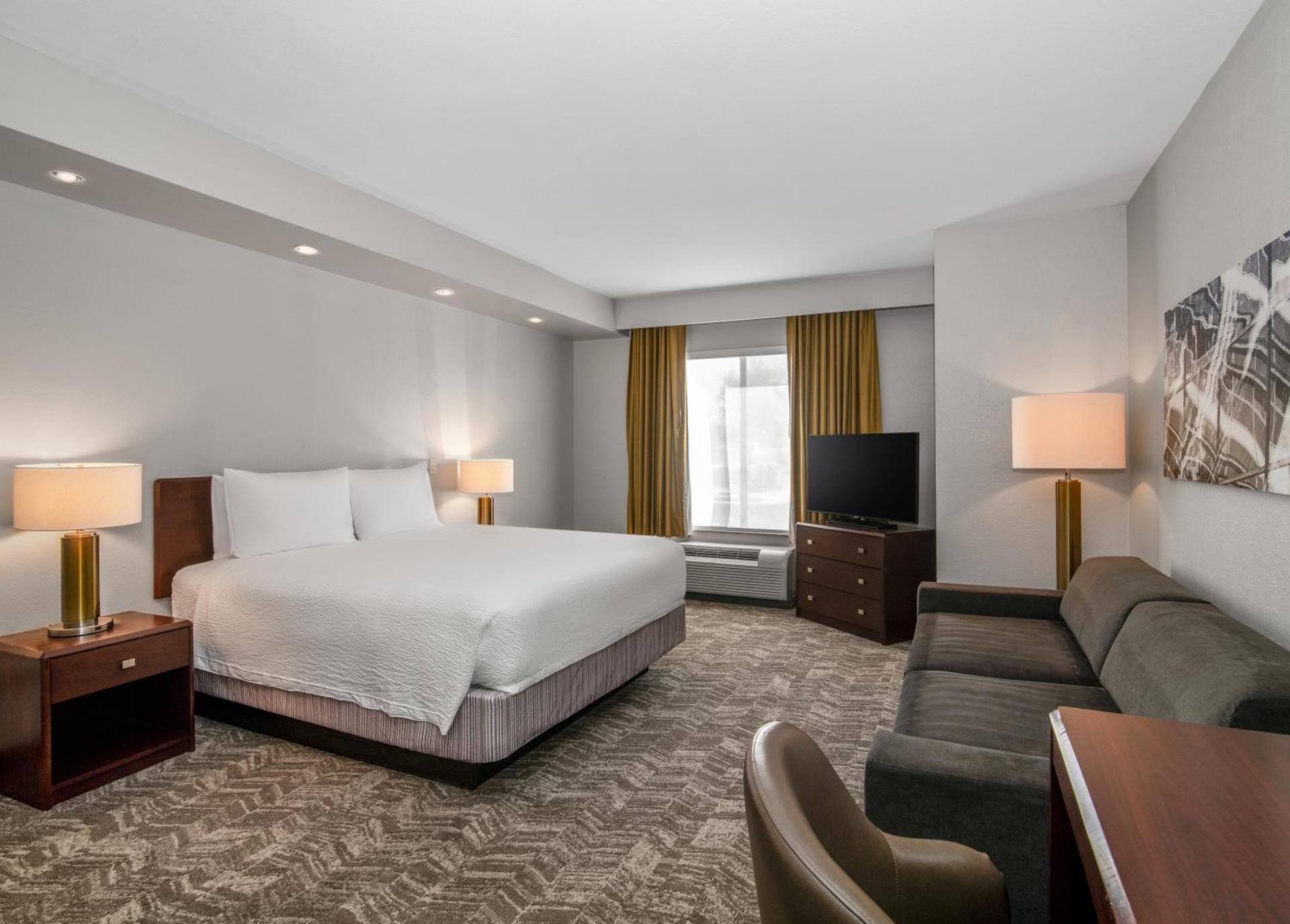 SpringHill Suites Phoenix Glendale Sports & Entertainment District - Photo 32