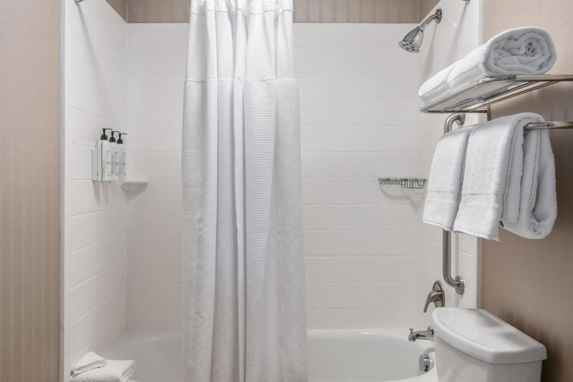 SpringHill Suites Phoenix Glendale Sports & Entertainment District - Photo 51