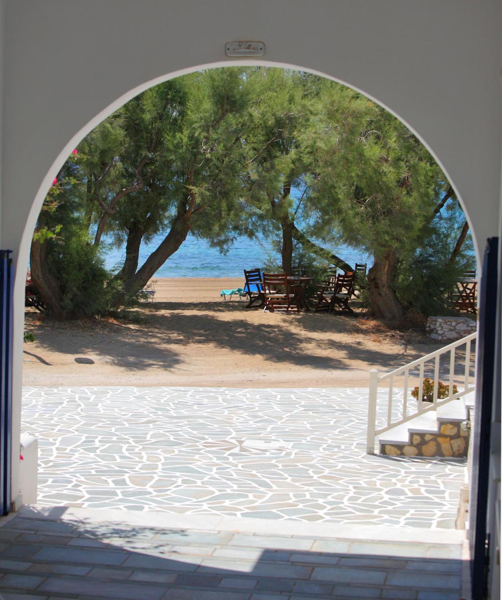 Paros Inn Seafront - Photo 3