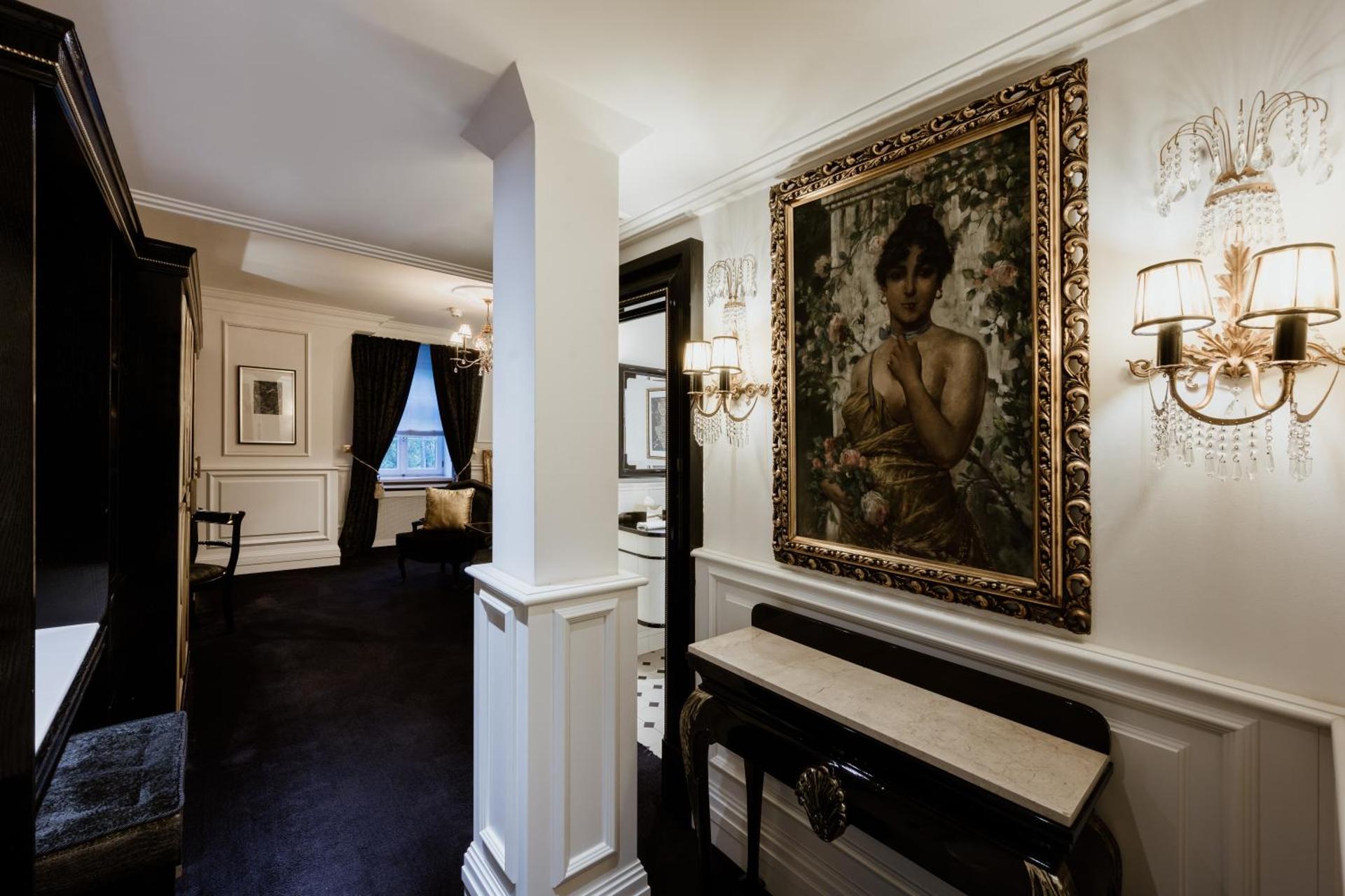 Schlosshotel Berlin - Photo 76