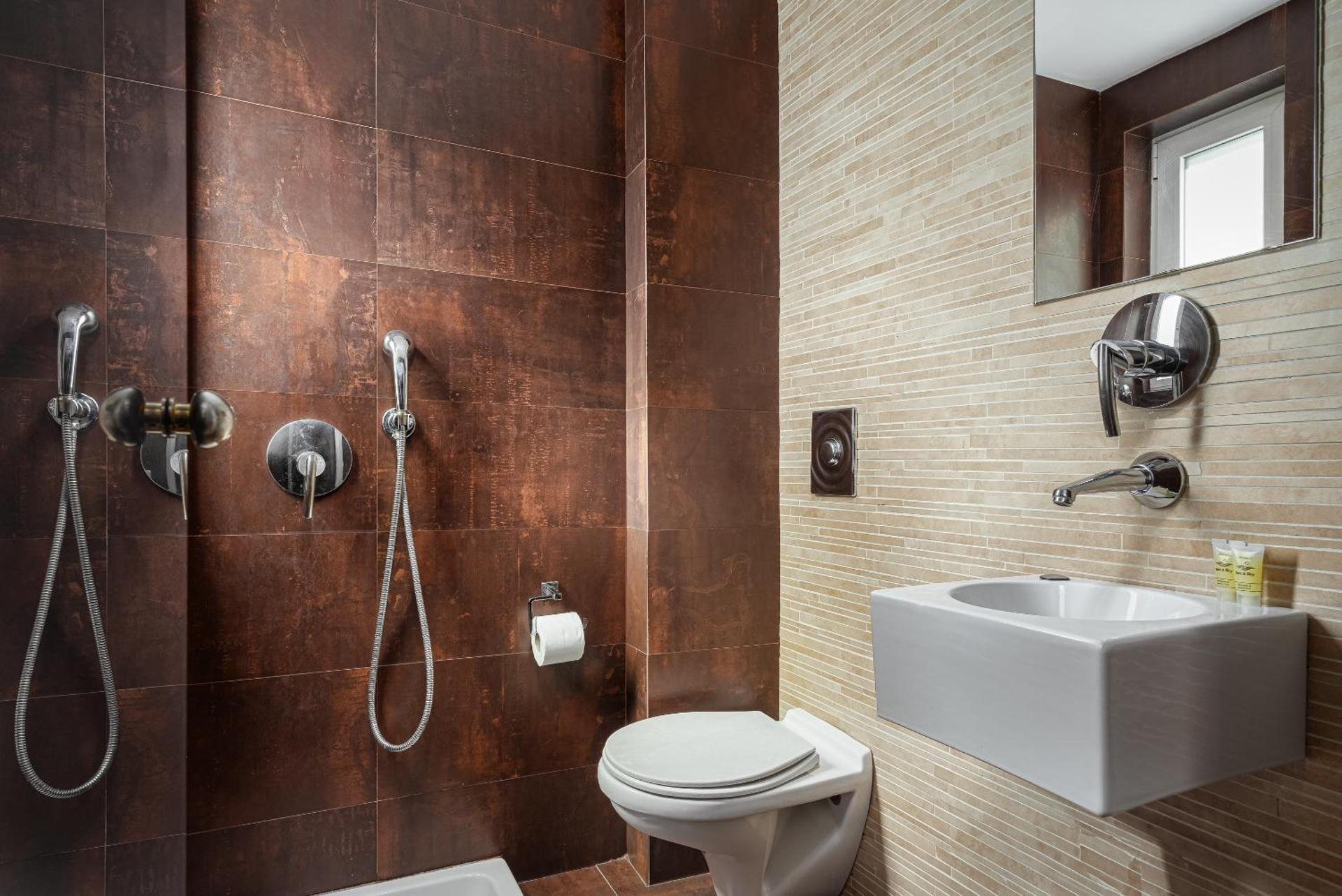 Lacoba Hotel - Photo 18