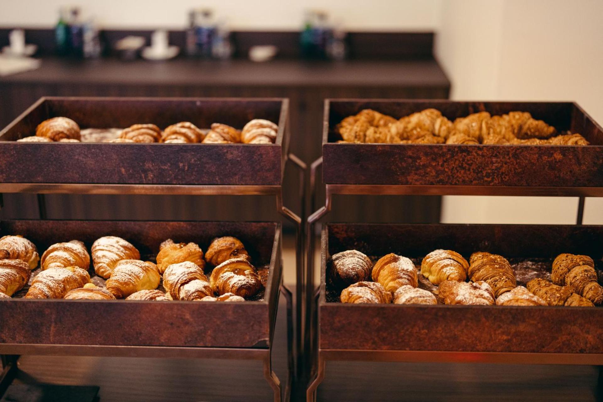 Hotel Excelsior Bari - by Farace Hotels - Photo 4