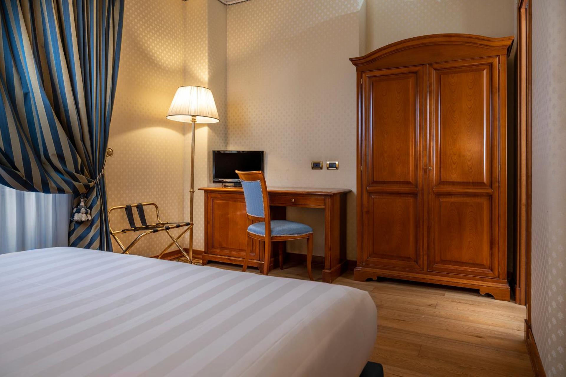 Hotel Oceania - Photo 27