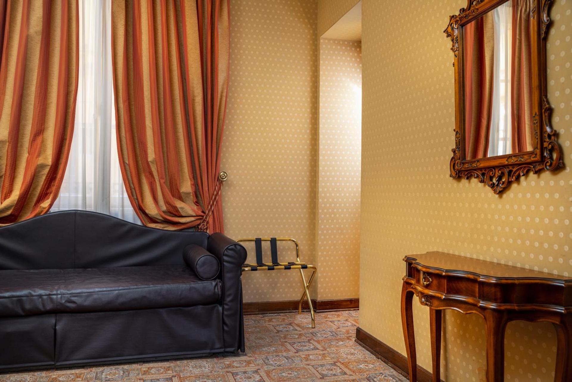 Hotel Oceania - Photo 50