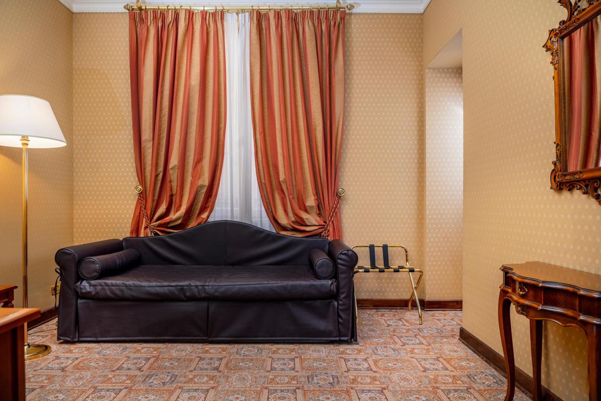 Hotel Oceania - Photo 47