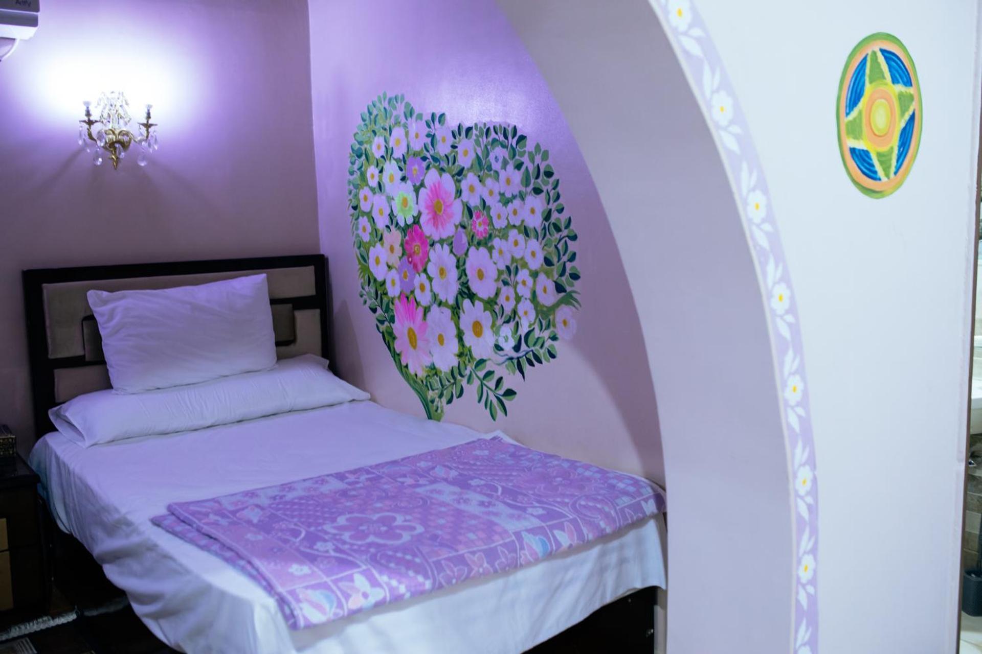 Tuya Hotel - Photo 14