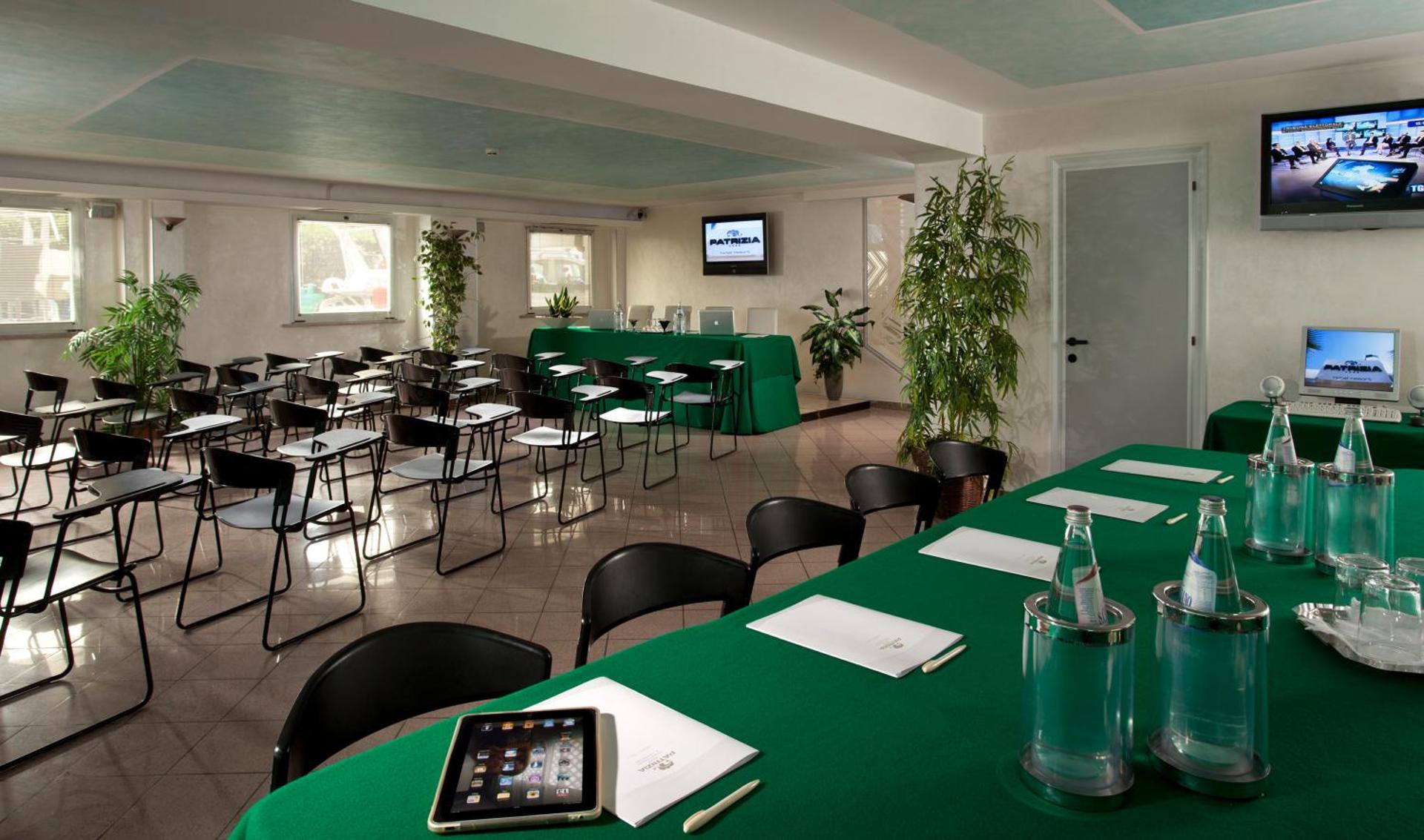 Best Western Maison B Hotel - Photo 144