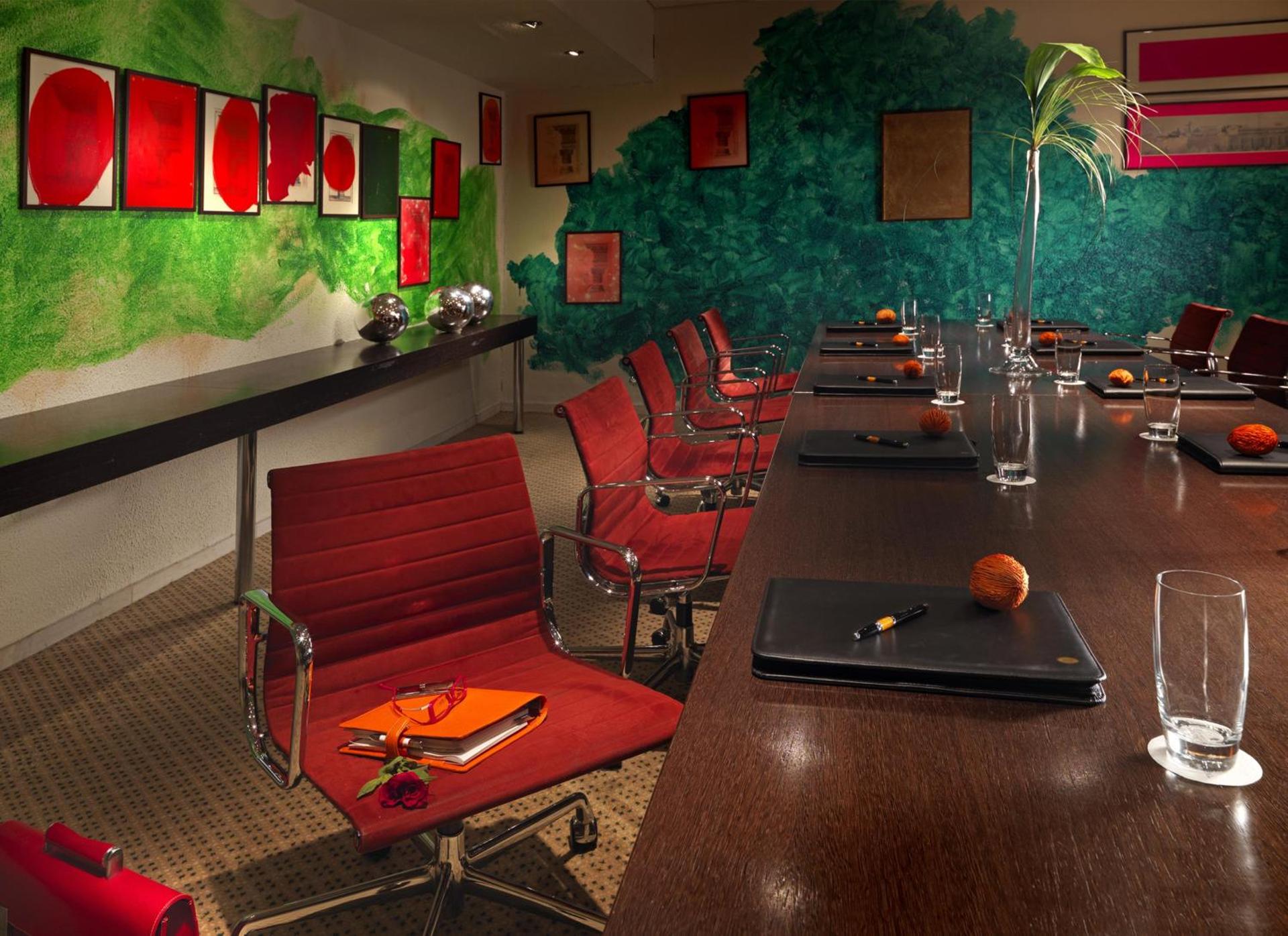 Athenaeum Intercontinental by IHG - Photo 112