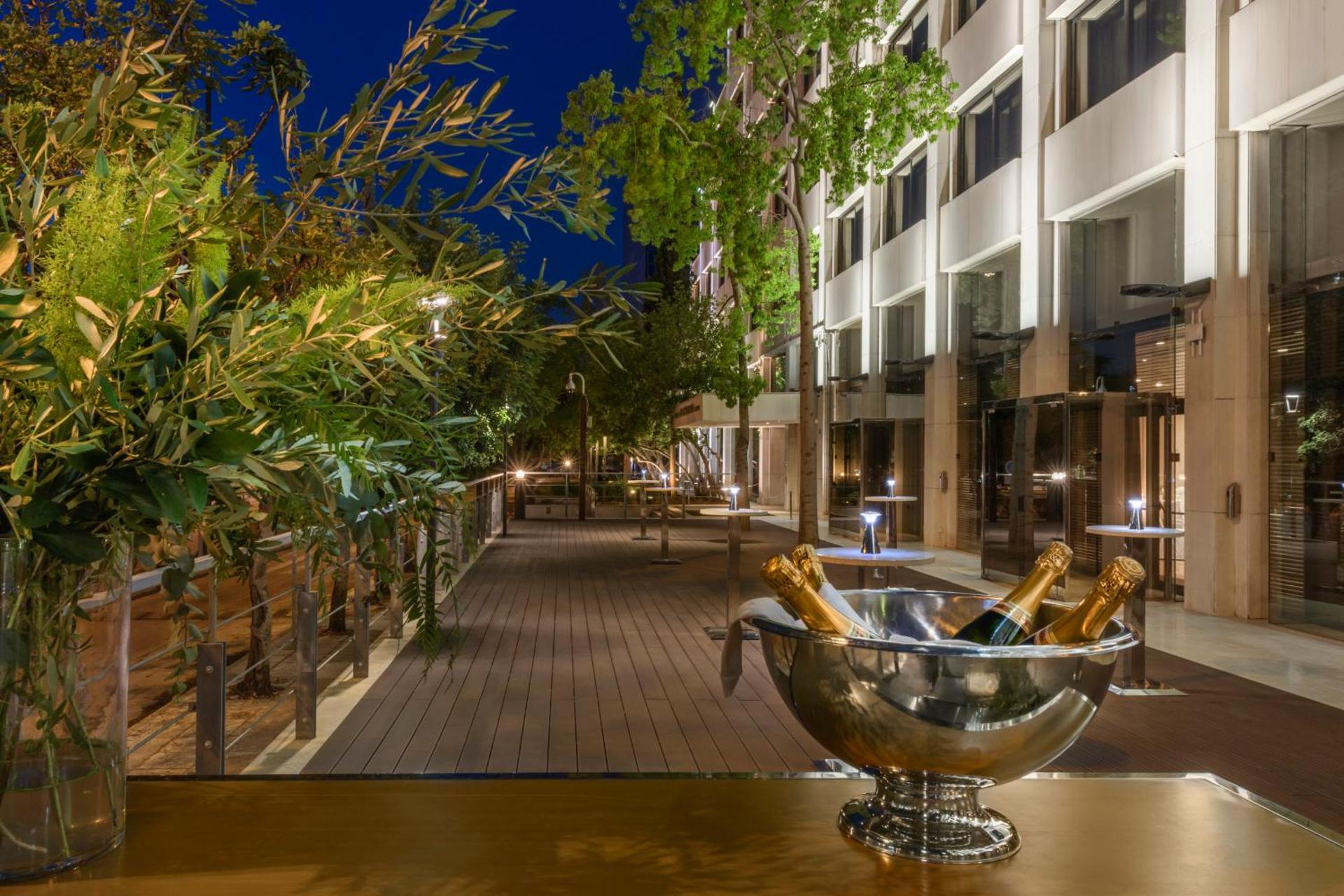 Athenaeum Intercontinental by IHG - Photo 110