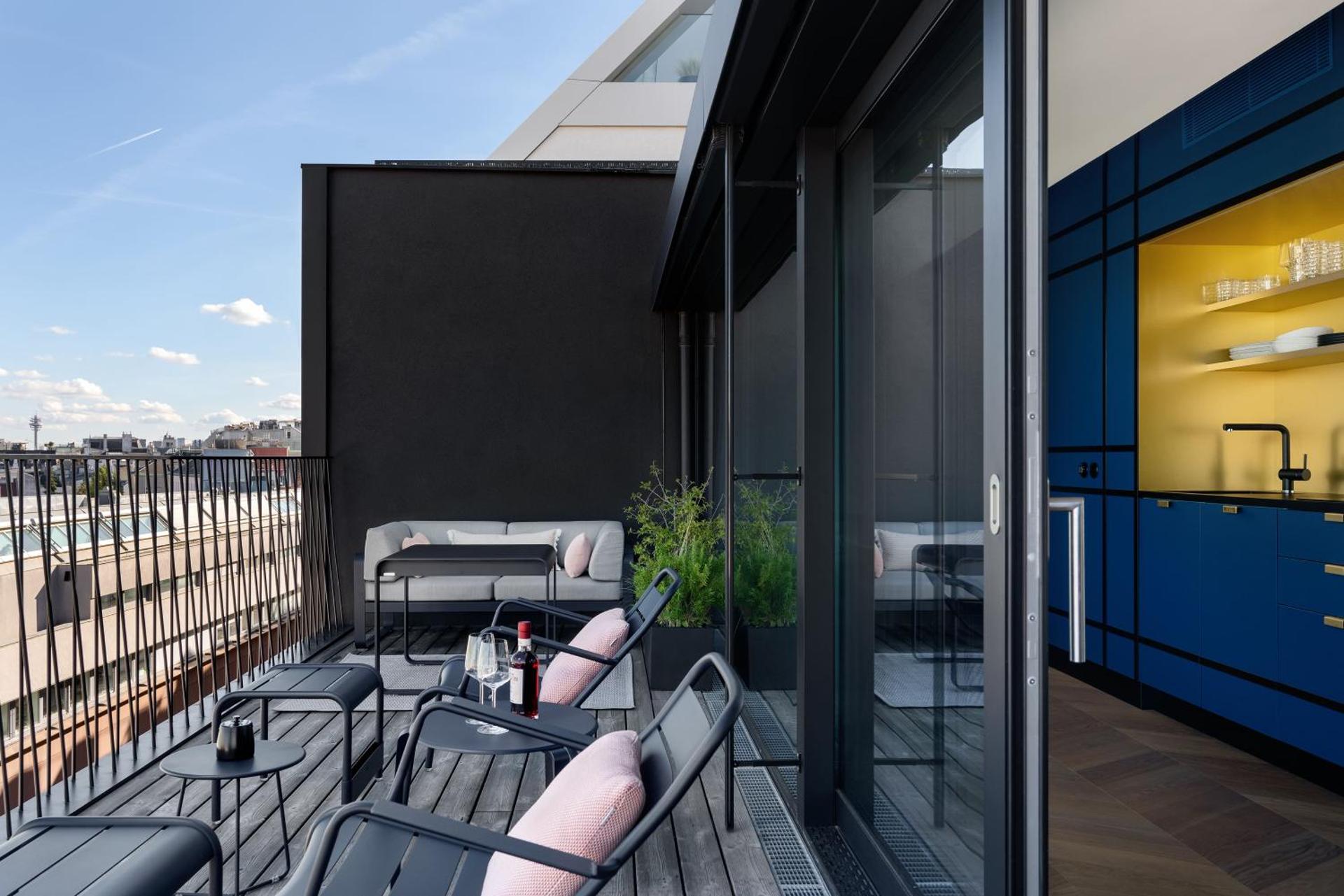 Hotel Gilbert - Photo 30