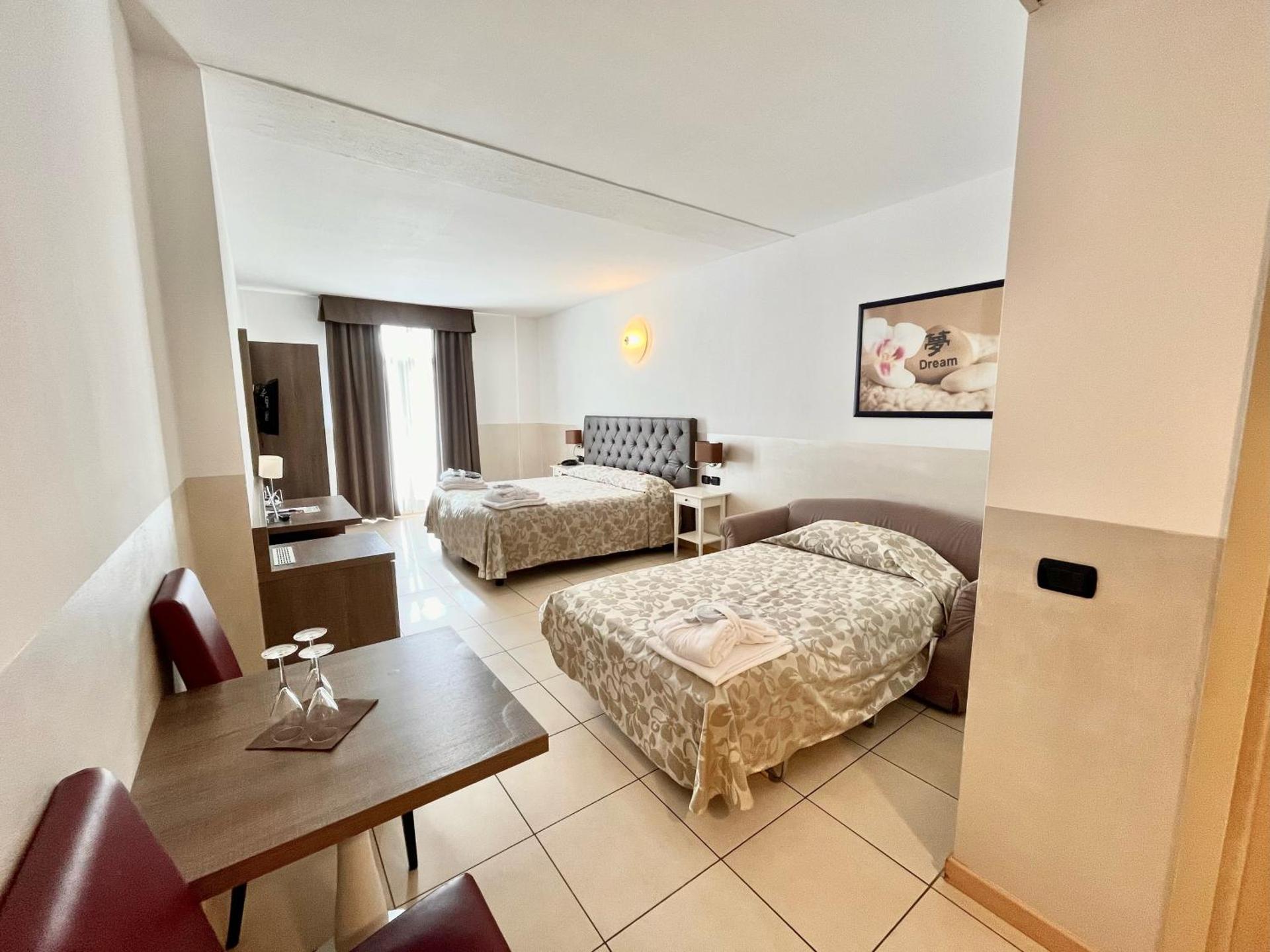Hotel Lovere Resort & Spa - Photo 18