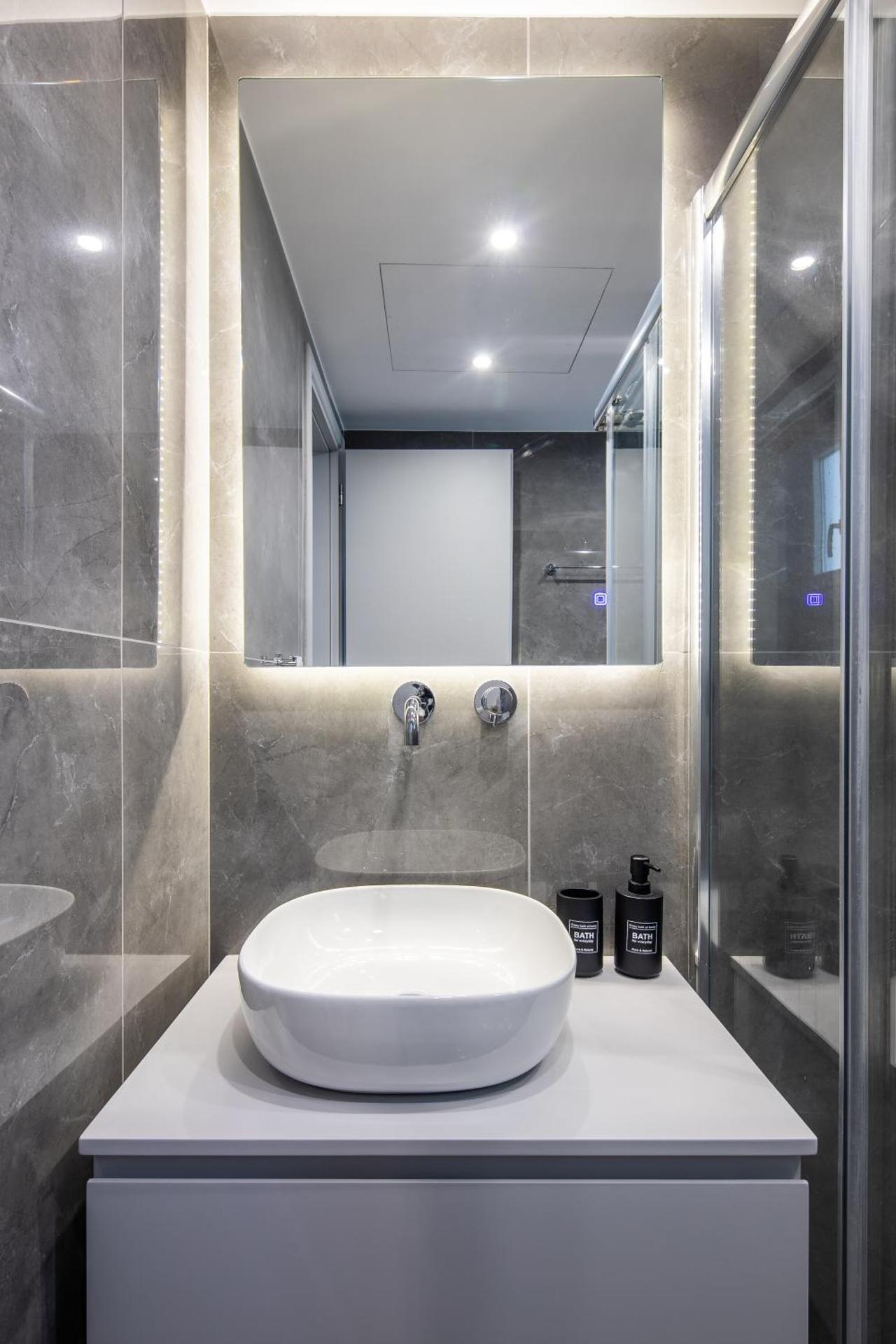 Boutique Studios near Airport - Photo 36