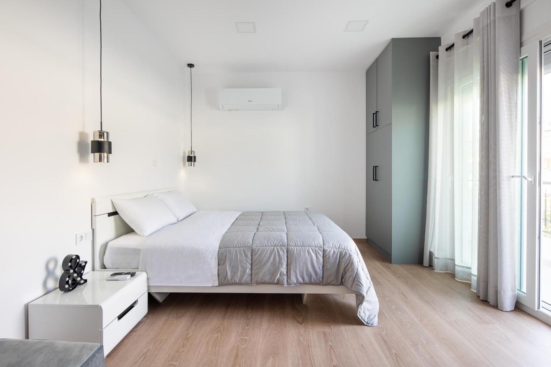 Boutique Studios near Airport - Photo 2