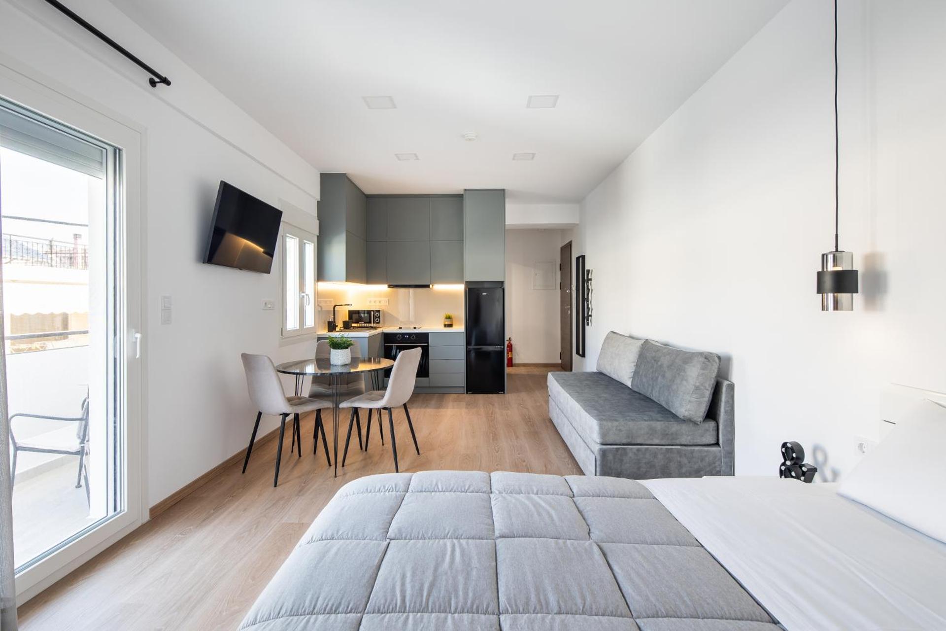 Boutique Studios near Airport - Photo 35