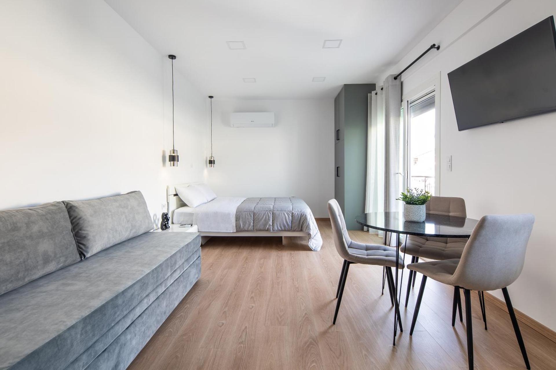 Boutique Studios near Airport - Photo 33